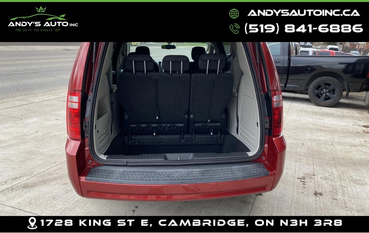 2010 Dodge Grand Caravan SXT ! STOW N GO ! NO ACCIDENTS ! 24 SERVICE ! Photo