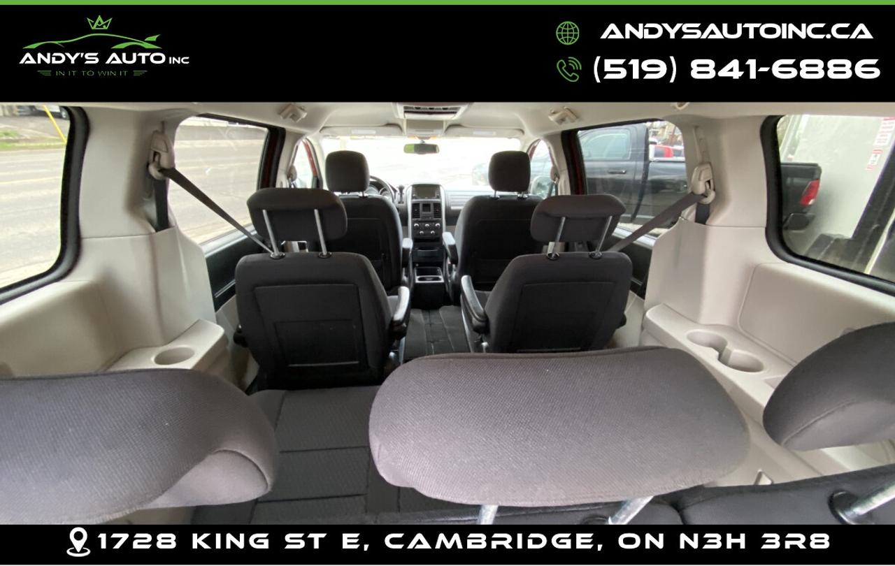 2010 Dodge Grand Caravan SXT ! STOW N GO ! NO ACCIDENTS ! 24 SERVICE ! Photo