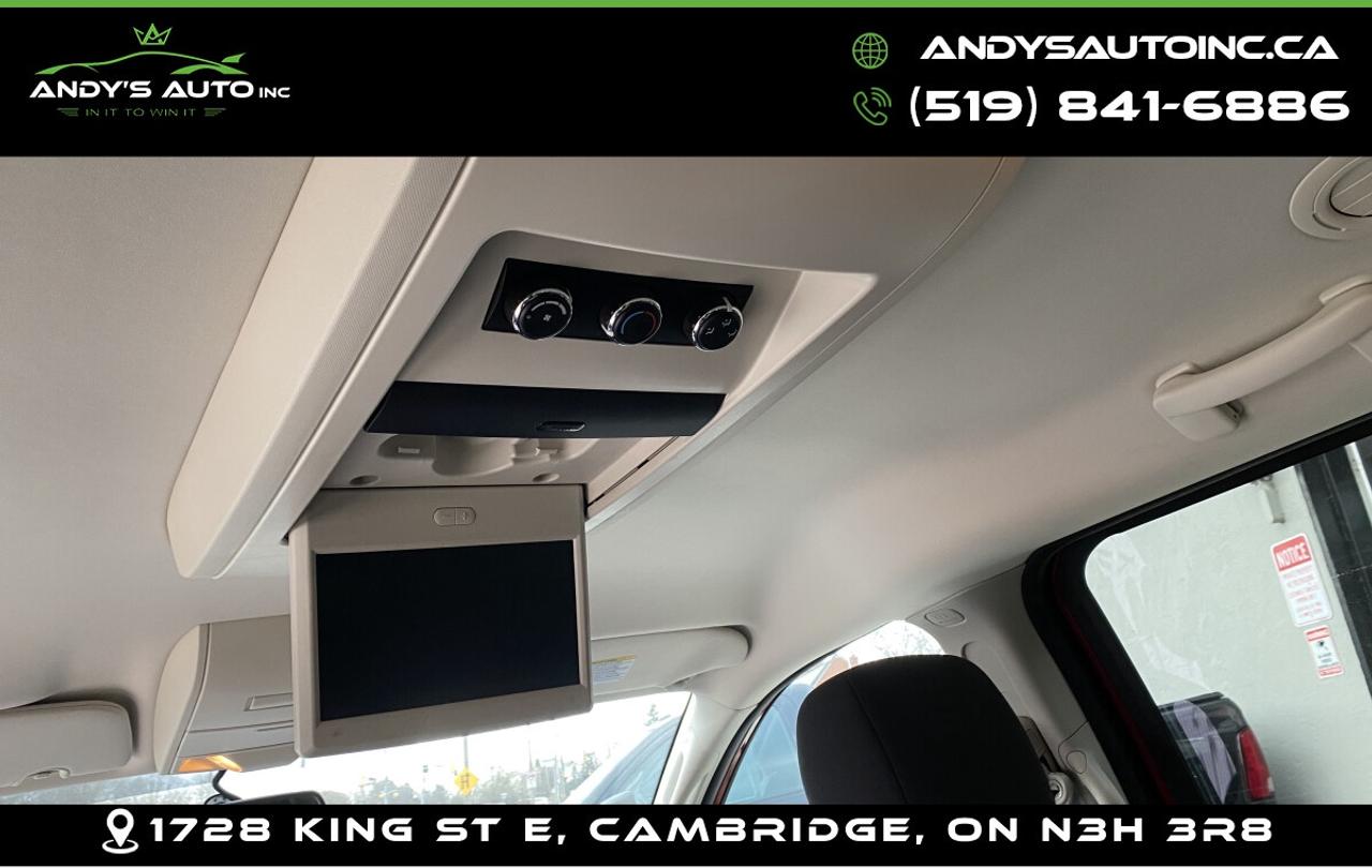 2010 Dodge Grand Caravan SXT ! STOW N GO ! NO ACCIDENTS ! 24 SERVICE ! Photo