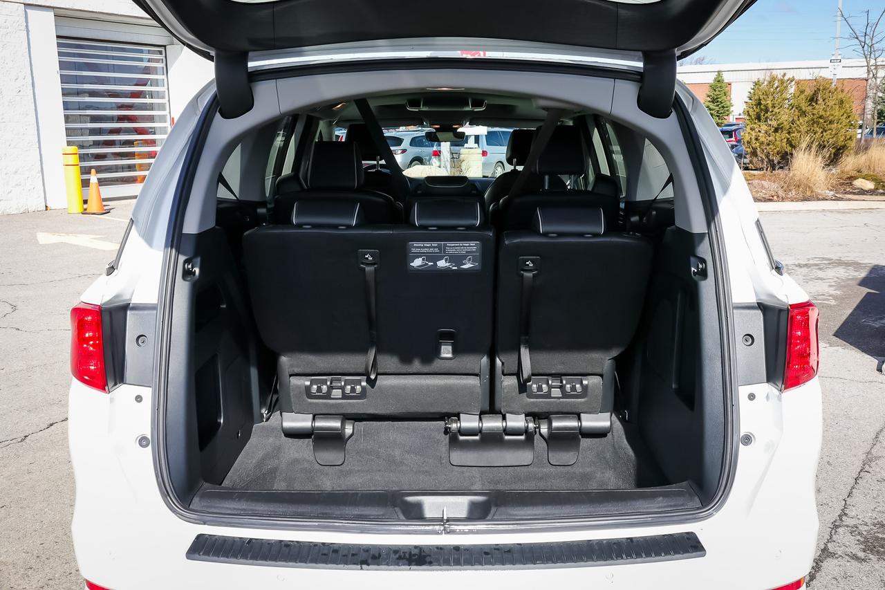 2023 Honda Odyssey Touring Passenger Van Photo