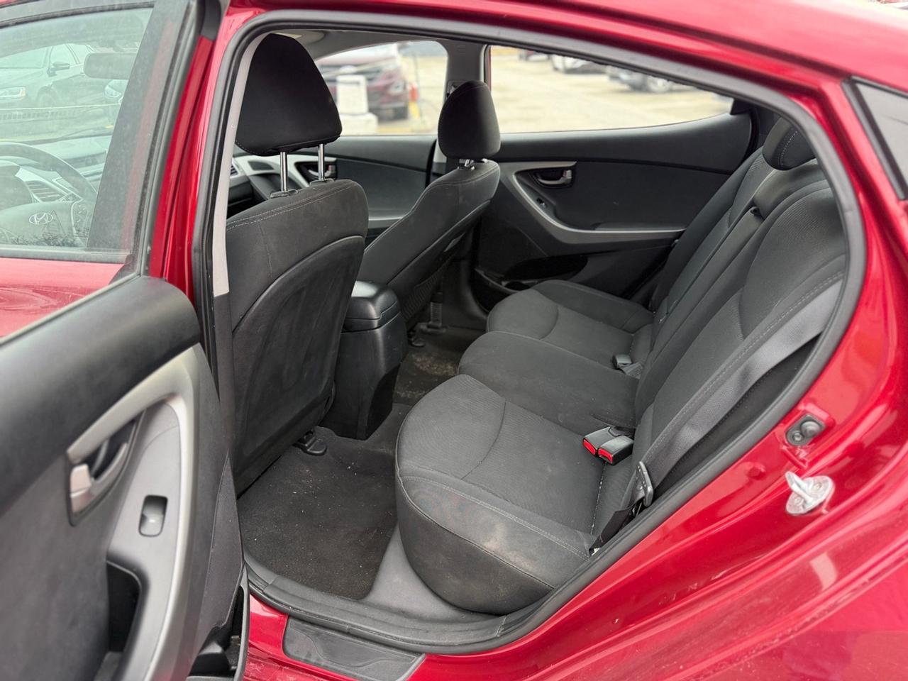 2015 Hyundai Elantra Limited Photo