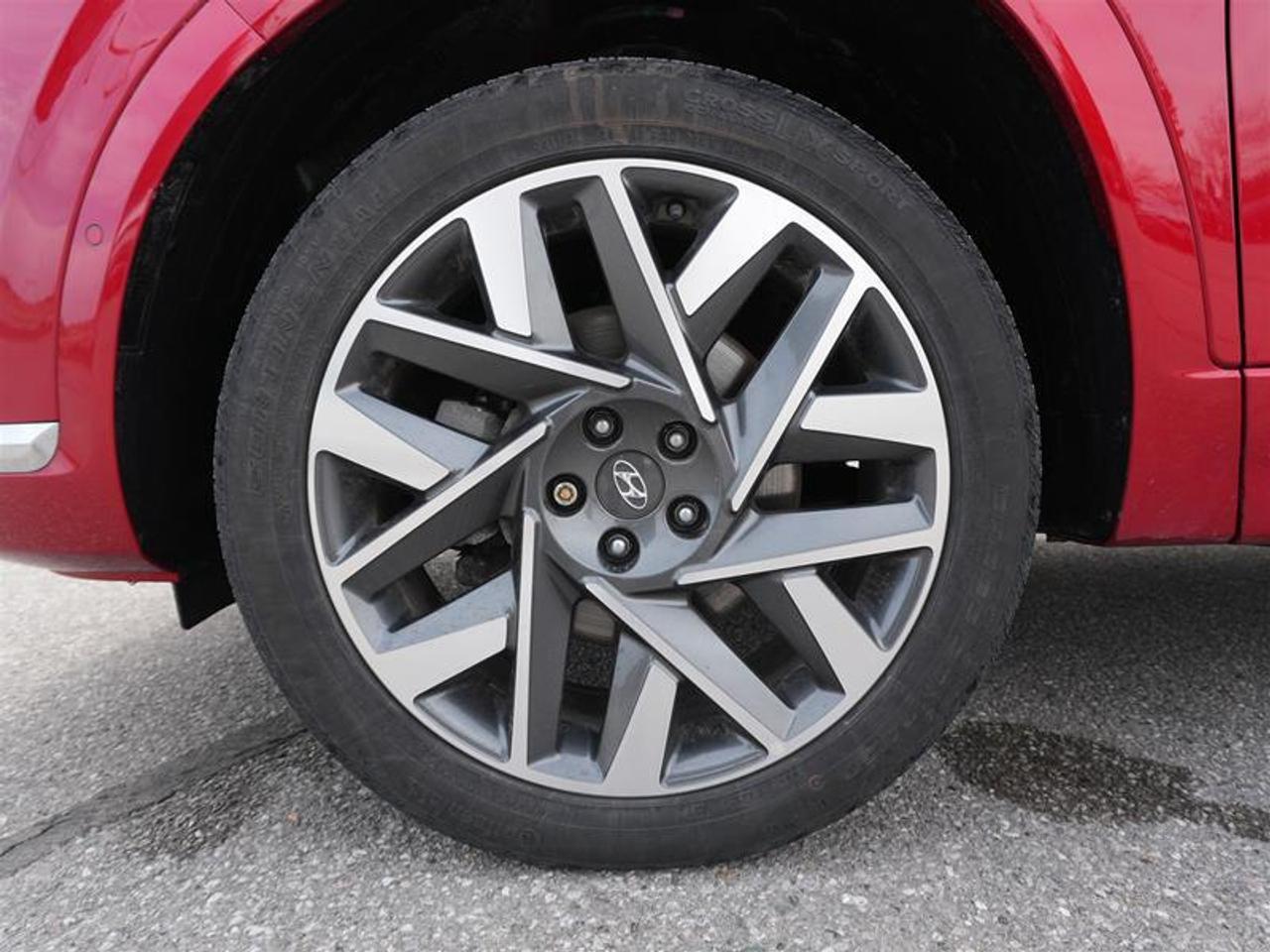 2022 Hyundai Santa Fe Ultimate Calligraphy AWD 2.5T Photo