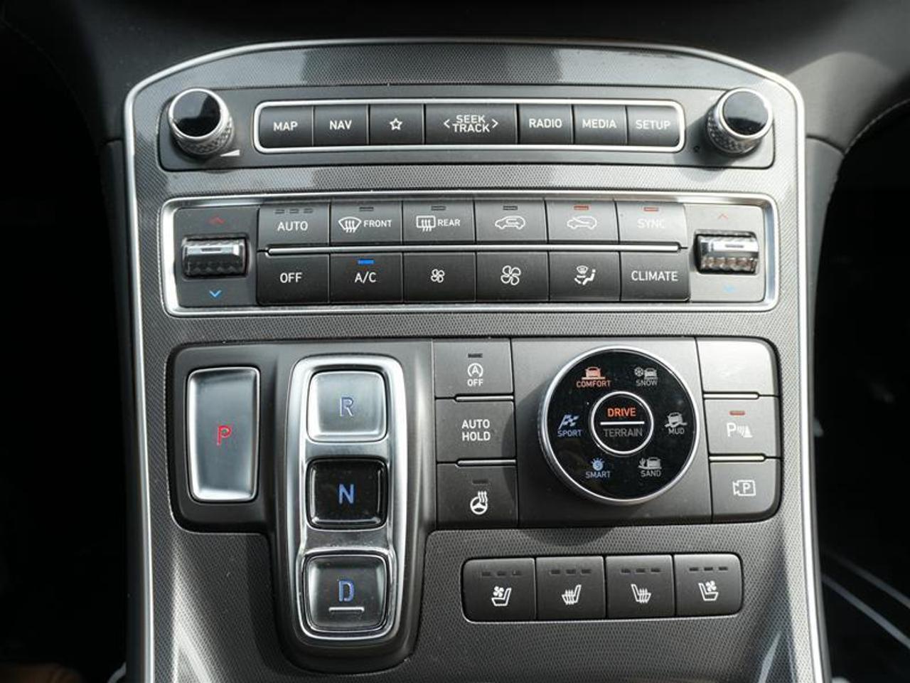 2022 Hyundai Santa Fe Ultimate Calligraphy AWD 2.5T Photo