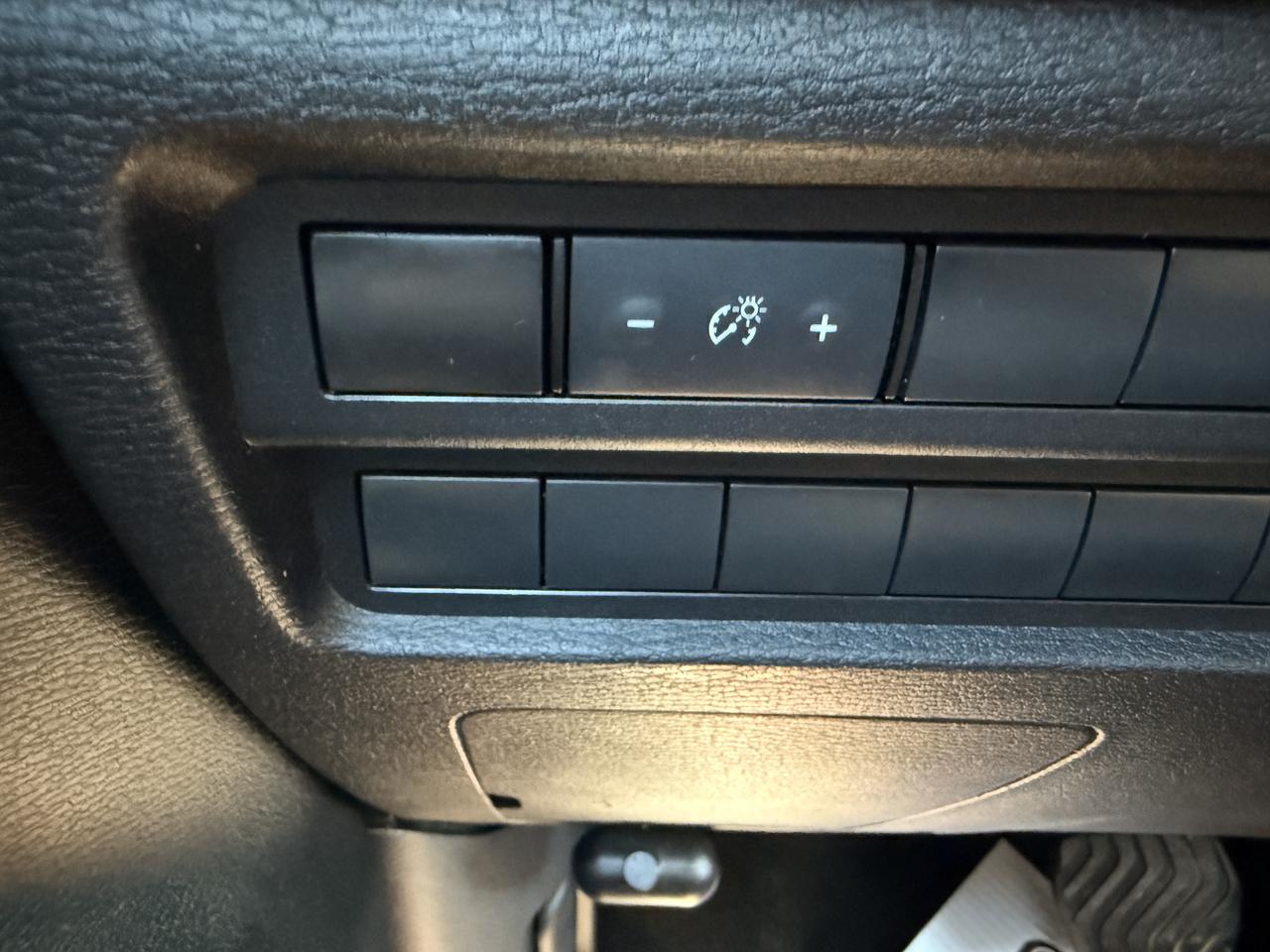 2022 Mitsubishi Outlander SE Photo