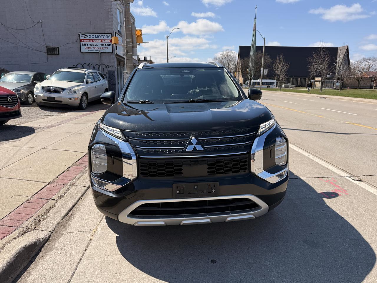 2022 Mitsubishi Outlander SE Photo