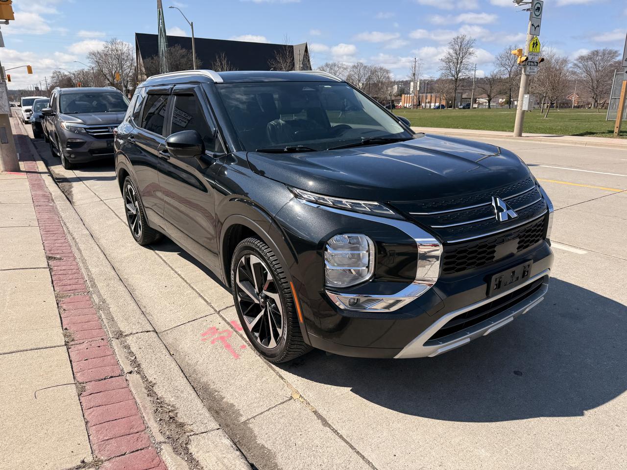 2022 Mitsubishi Outlander SE Photo4