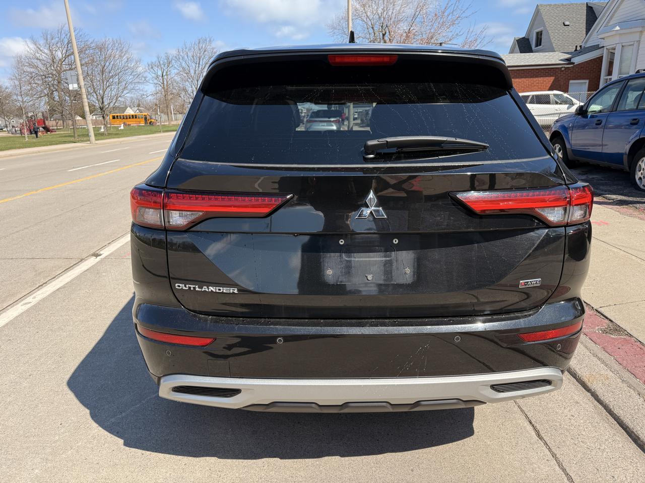 2022 Mitsubishi Outlander SE Photo