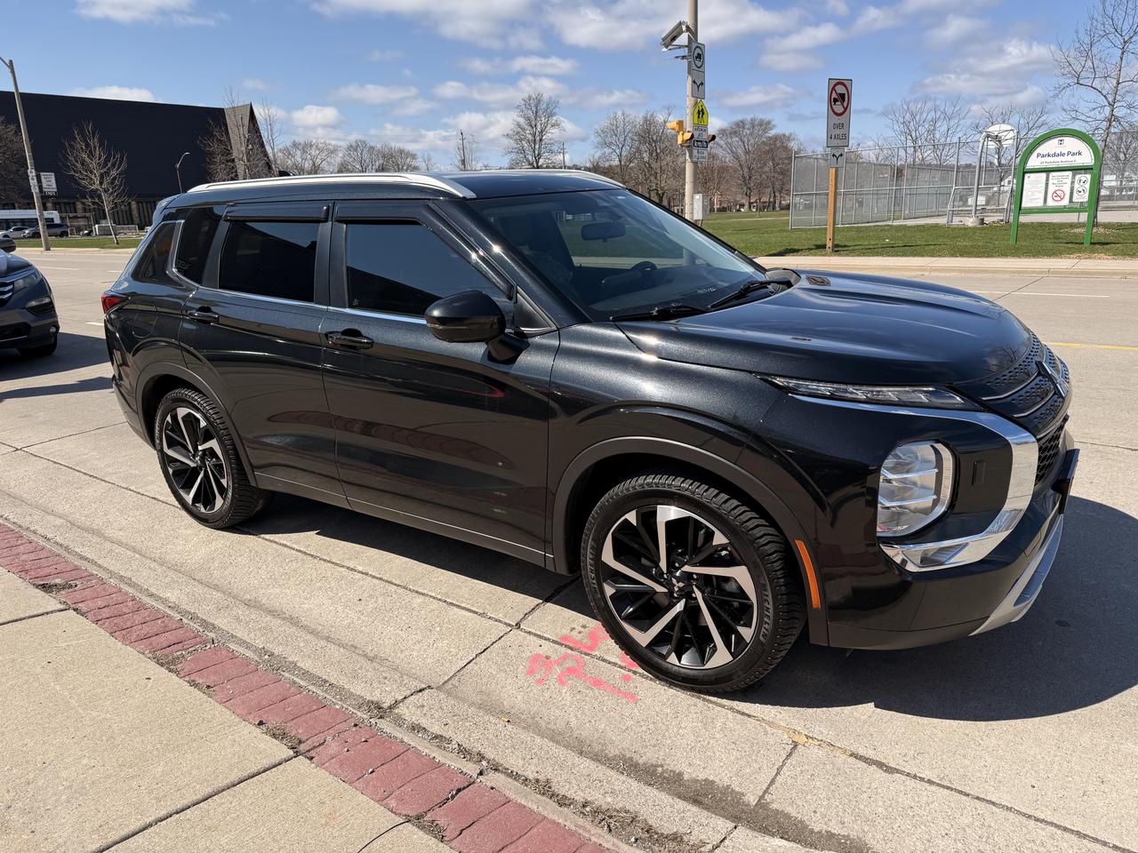 2022 Mitsubishi Outlander SE Photo