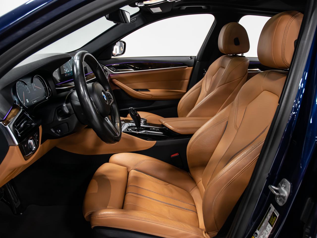 2018 BMW 5 Series 530i xDrive PREMIUM ESSENTIAL DRIVER ASSISTANCE Photo