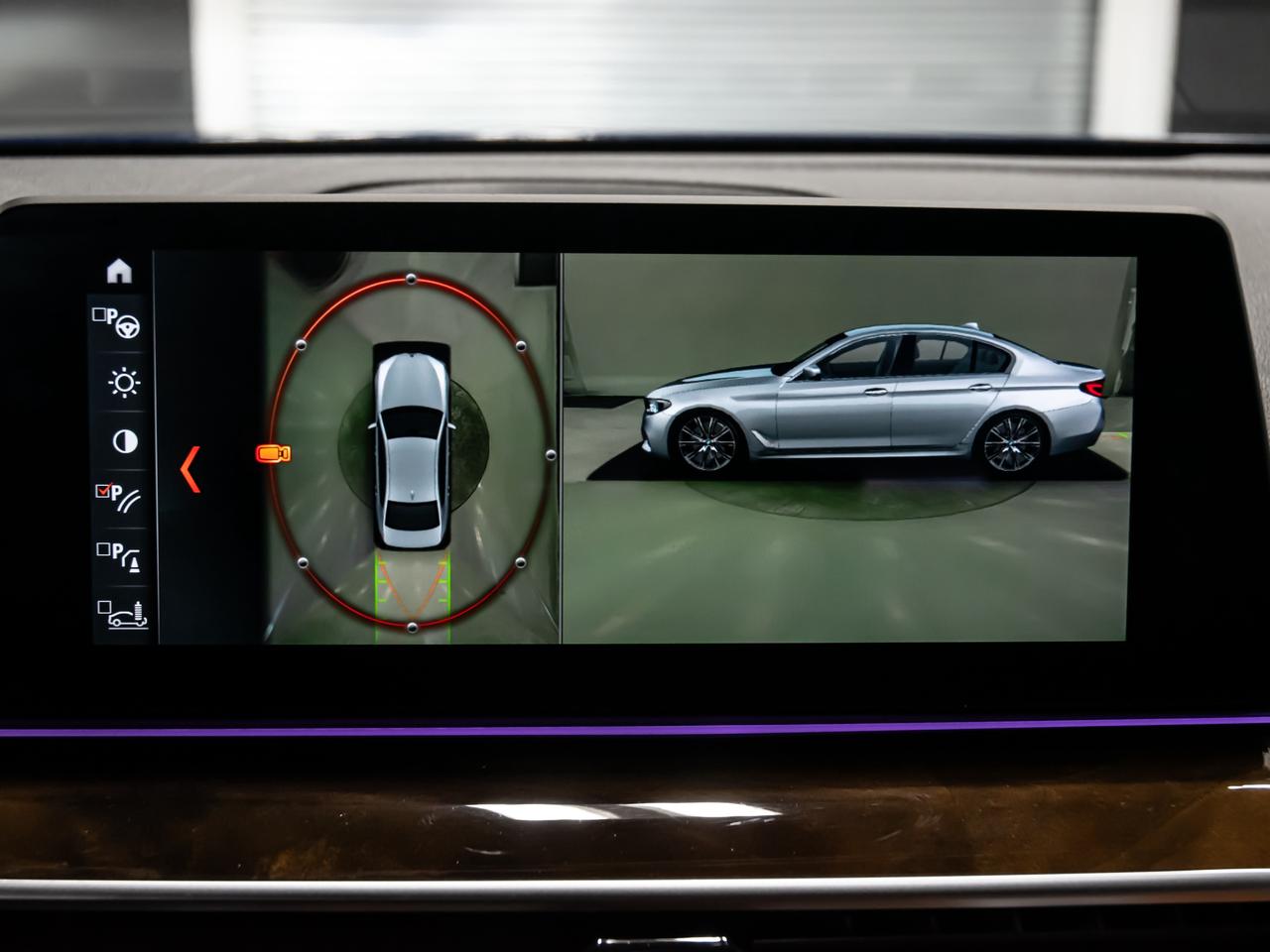 2018 BMW 5 Series 530i xDrive PREMIUM ESSENTIAL DRIVER ASSISTANCE Photo