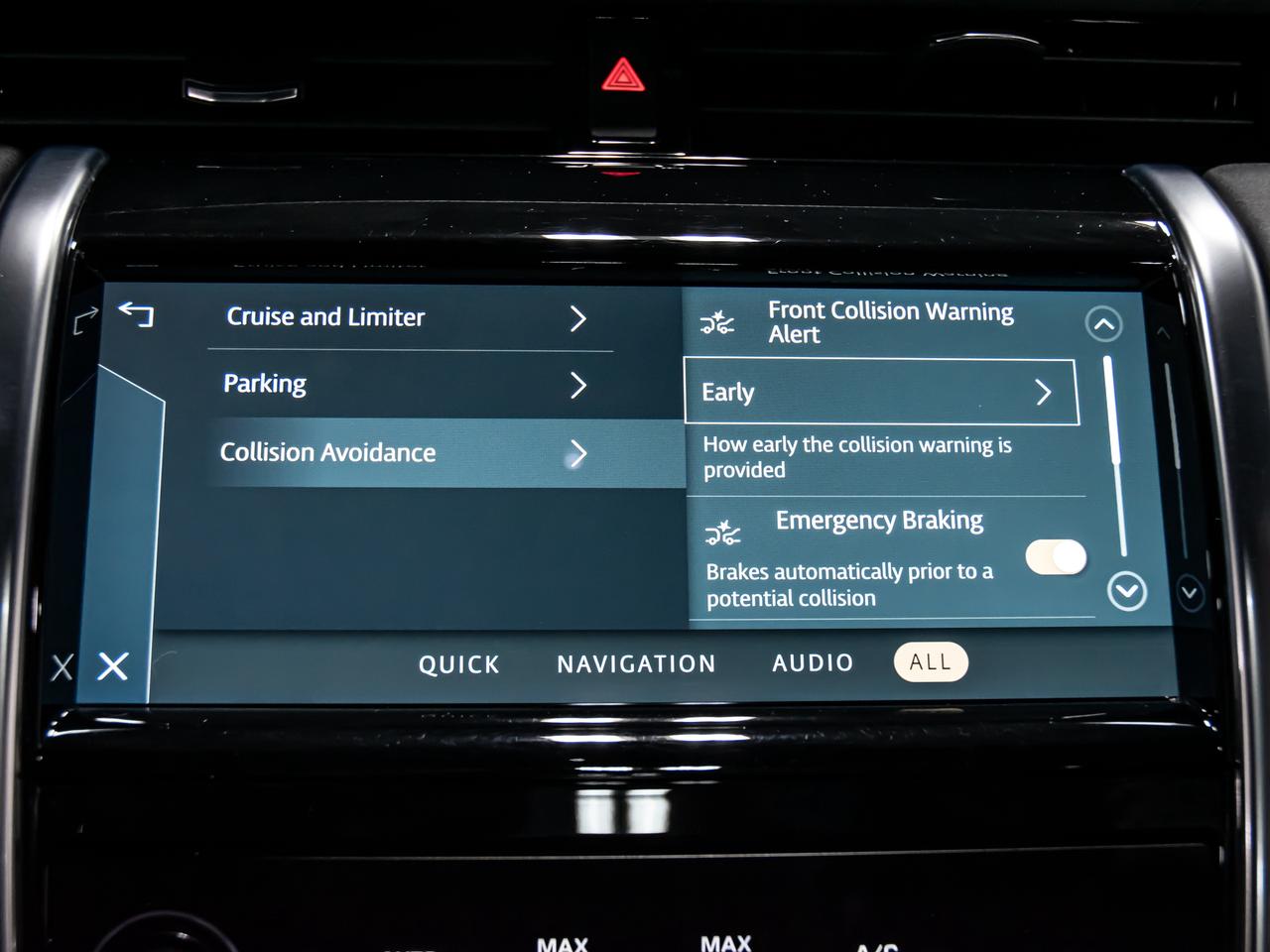 2023 Land Rover Discovery Sport SE 4WD COLLISION AVOIDANCE BLIND SPOTS NAVI Photo