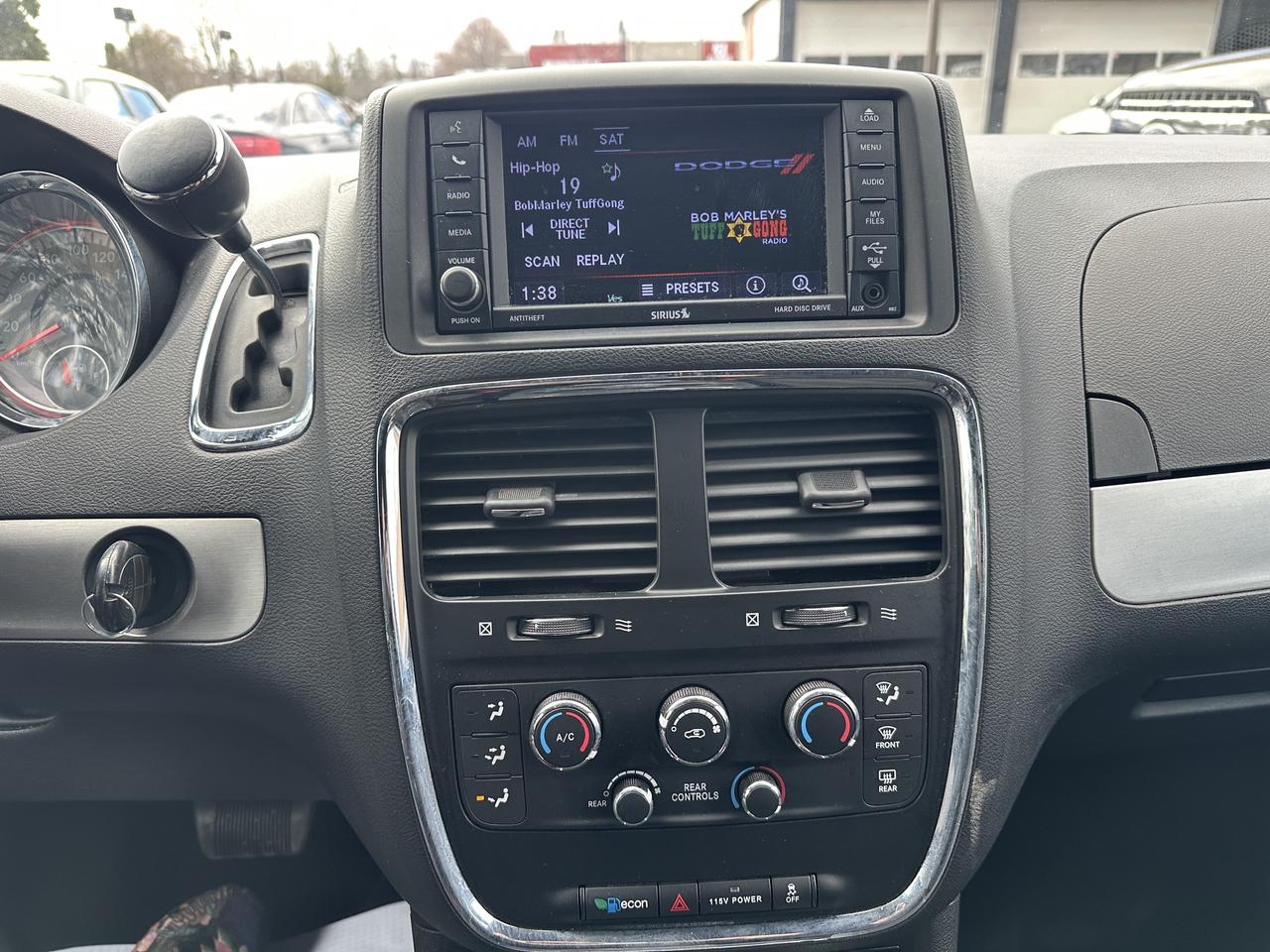 2017 Dodge Grand Caravan 4dr Wgn SXT Photo