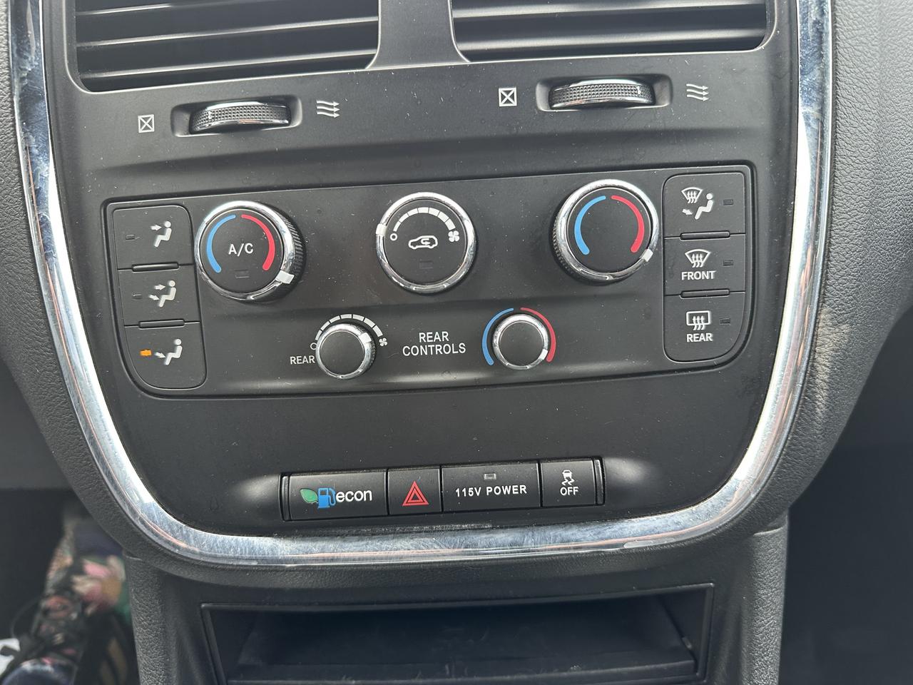 2017 Dodge Grand Caravan 4dr Wgn SXT Photo