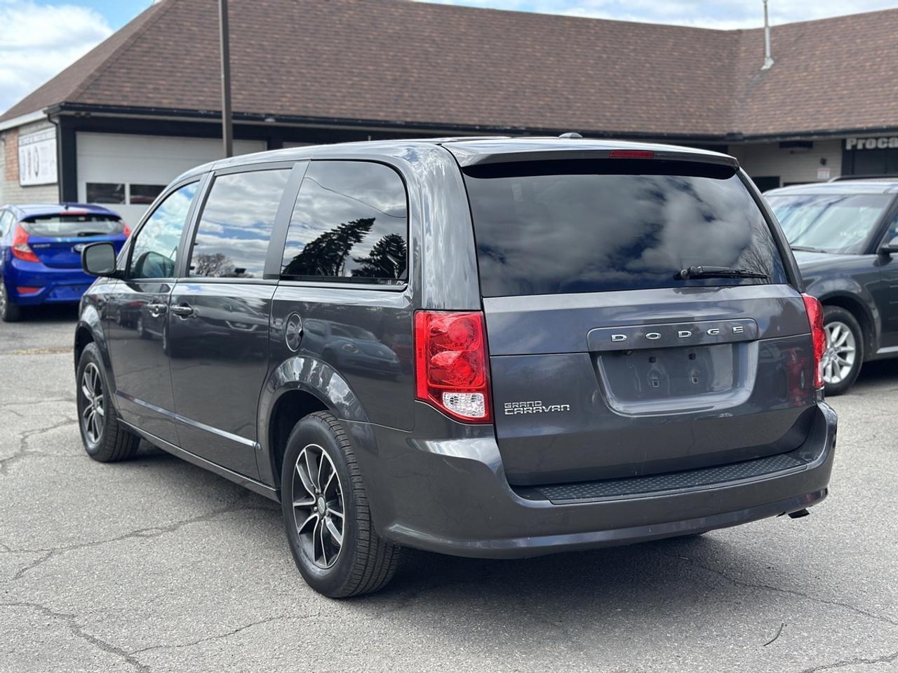 2017 Dodge Grand Caravan SXT **DVD*FULLY DEALER SERVICED*NEW SHOCKS* Photo