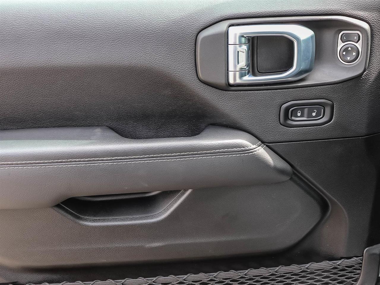 2021 Jeep Wrangler Unlimited Sahara Photo