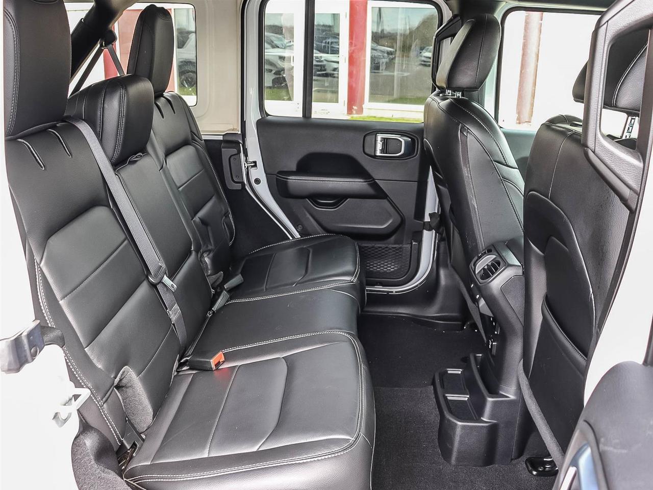 2021 Jeep Wrangler Unlimited Sahara Photo