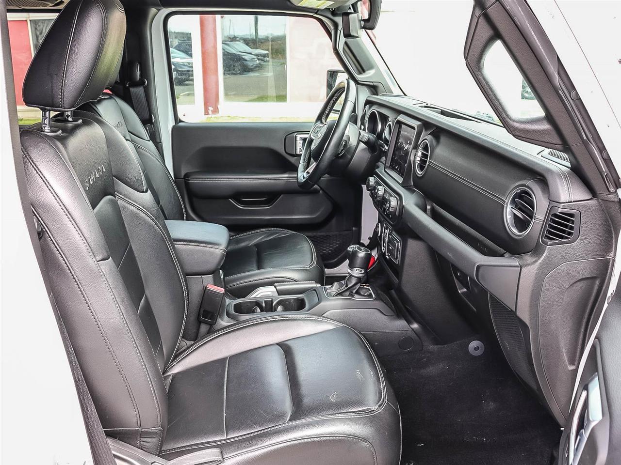2021 Jeep Wrangler Unlimited Sahara Photo