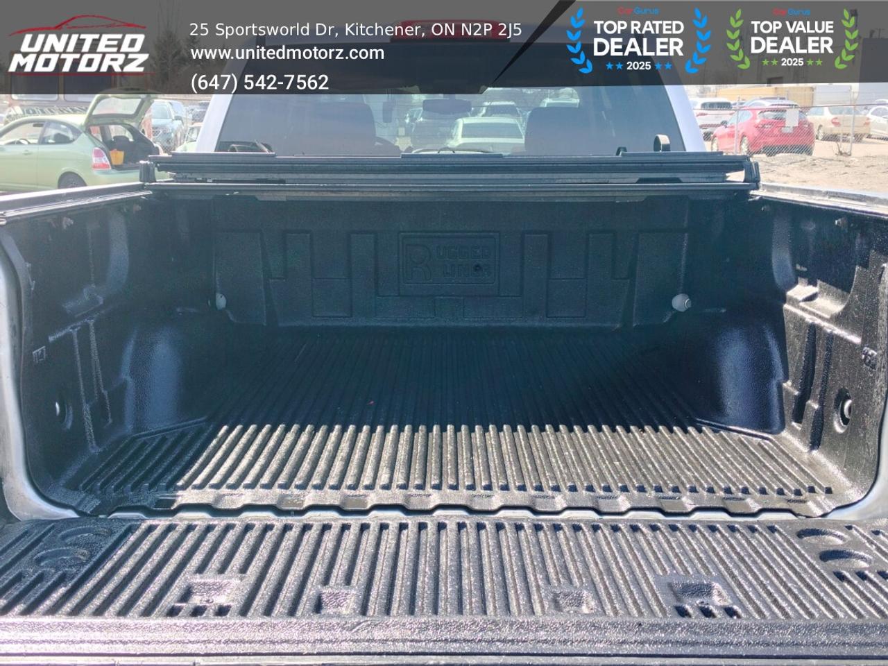 2014 GMC Sierra 1500 SLE 5.3L V8 Crew Cab~NO ACCIDENTS~ Photo