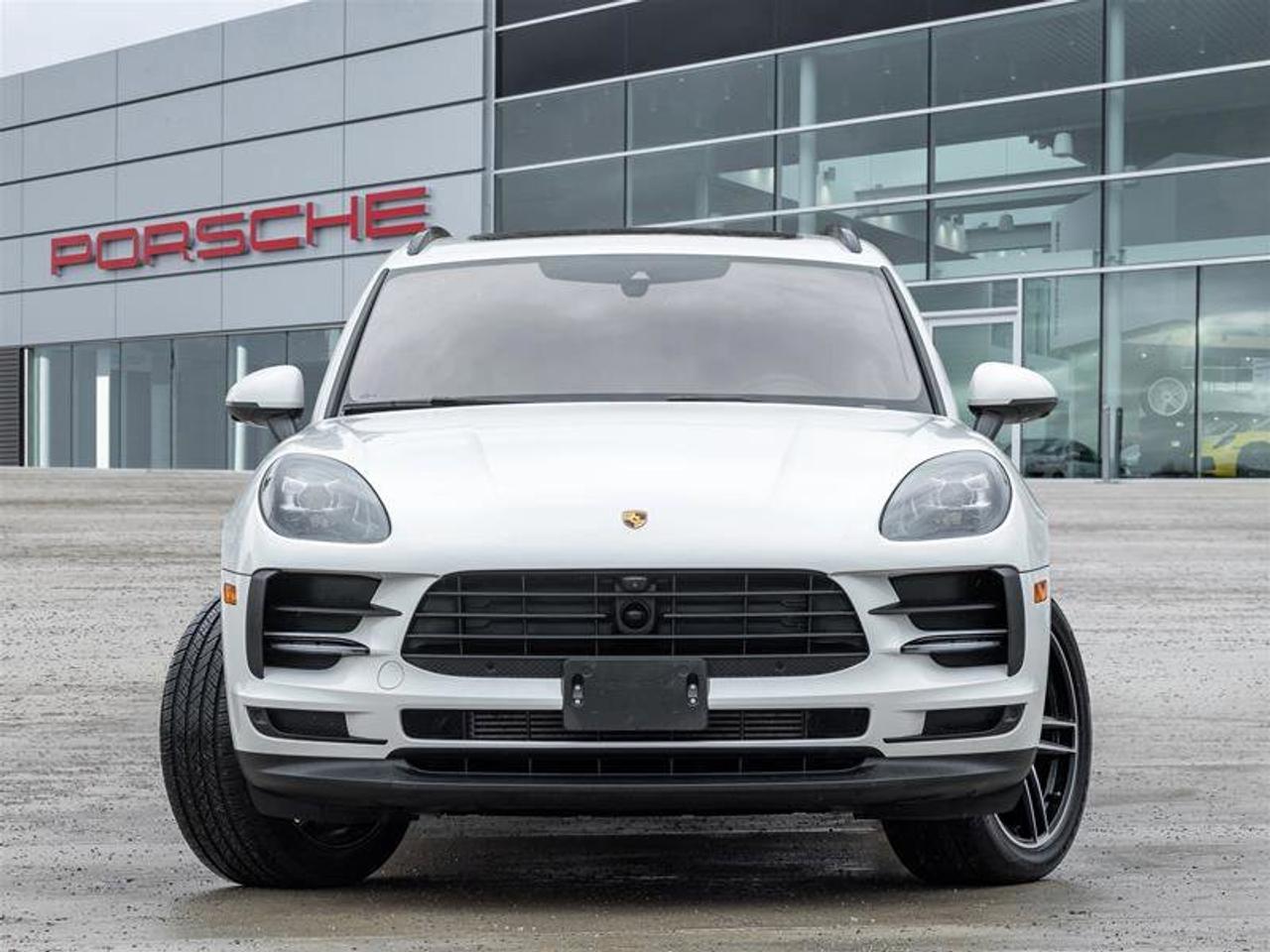 2021 Porsche Macan AWD Existing Warranty Until Oct 2027 Premium Plus Photo