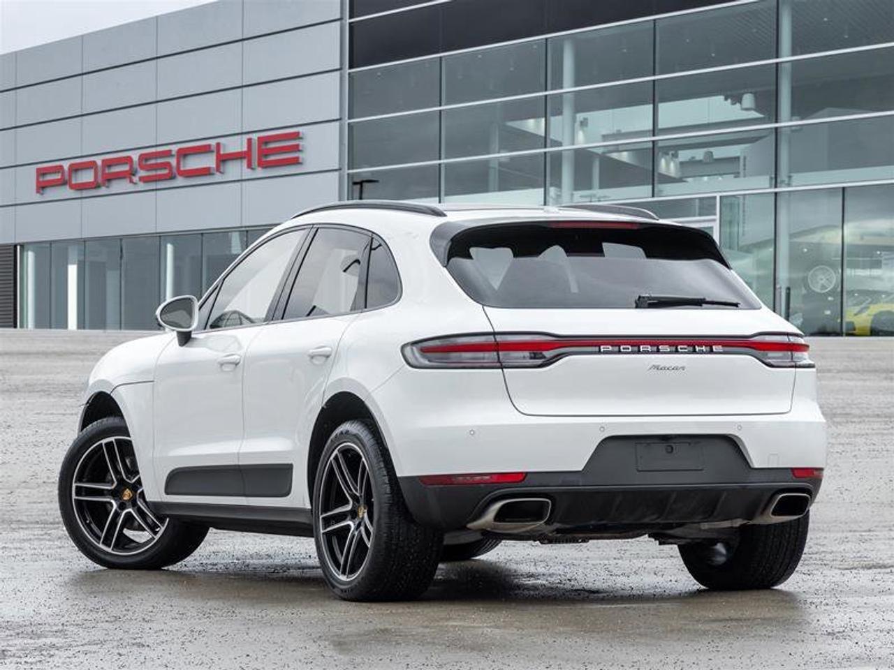 2021 Porsche Macan AWD Existing Warranty Until Oct 2027 Premium Plus Photo