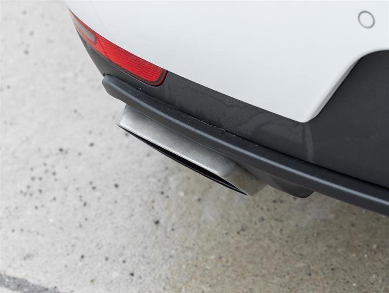 2021 Porsche Macan AWD Existing Warranty Until Oct 2027 Premium Plus Photo