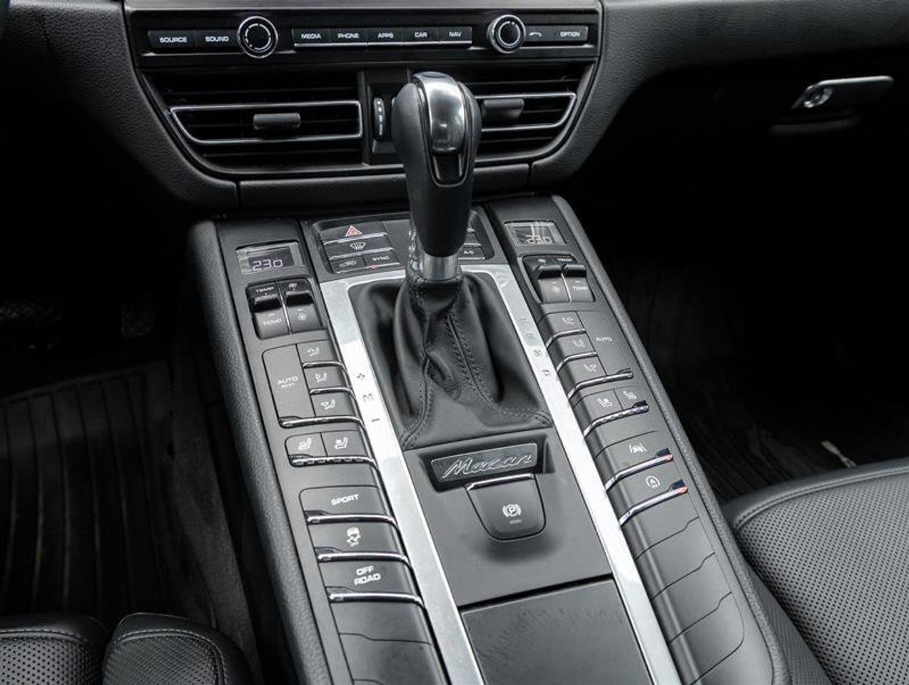 2021 Porsche Macan AWD Existing Warranty Until Oct 2027 Premium Plus Photo
