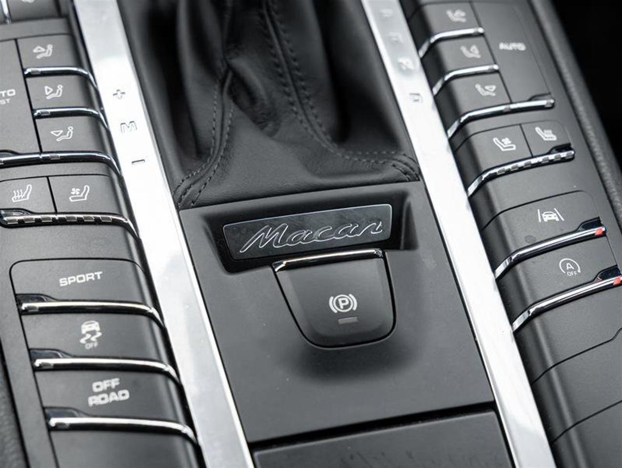 2021 Porsche Macan AWD Existing Warranty Until Oct 2027 Premium Plus Photo