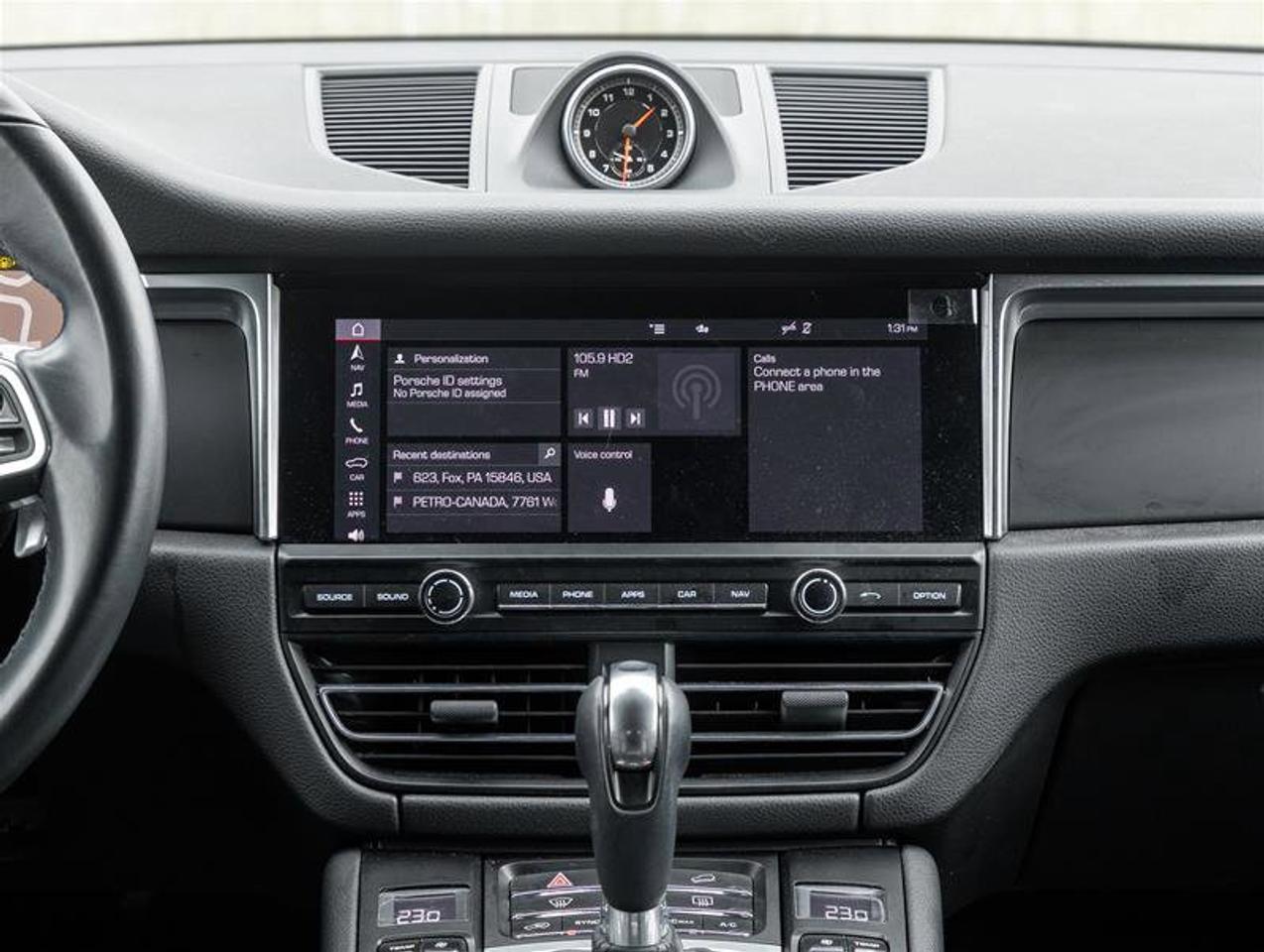 2021 Porsche Macan AWD Existing Warranty Until Oct 2027 Premium Plus Photo
