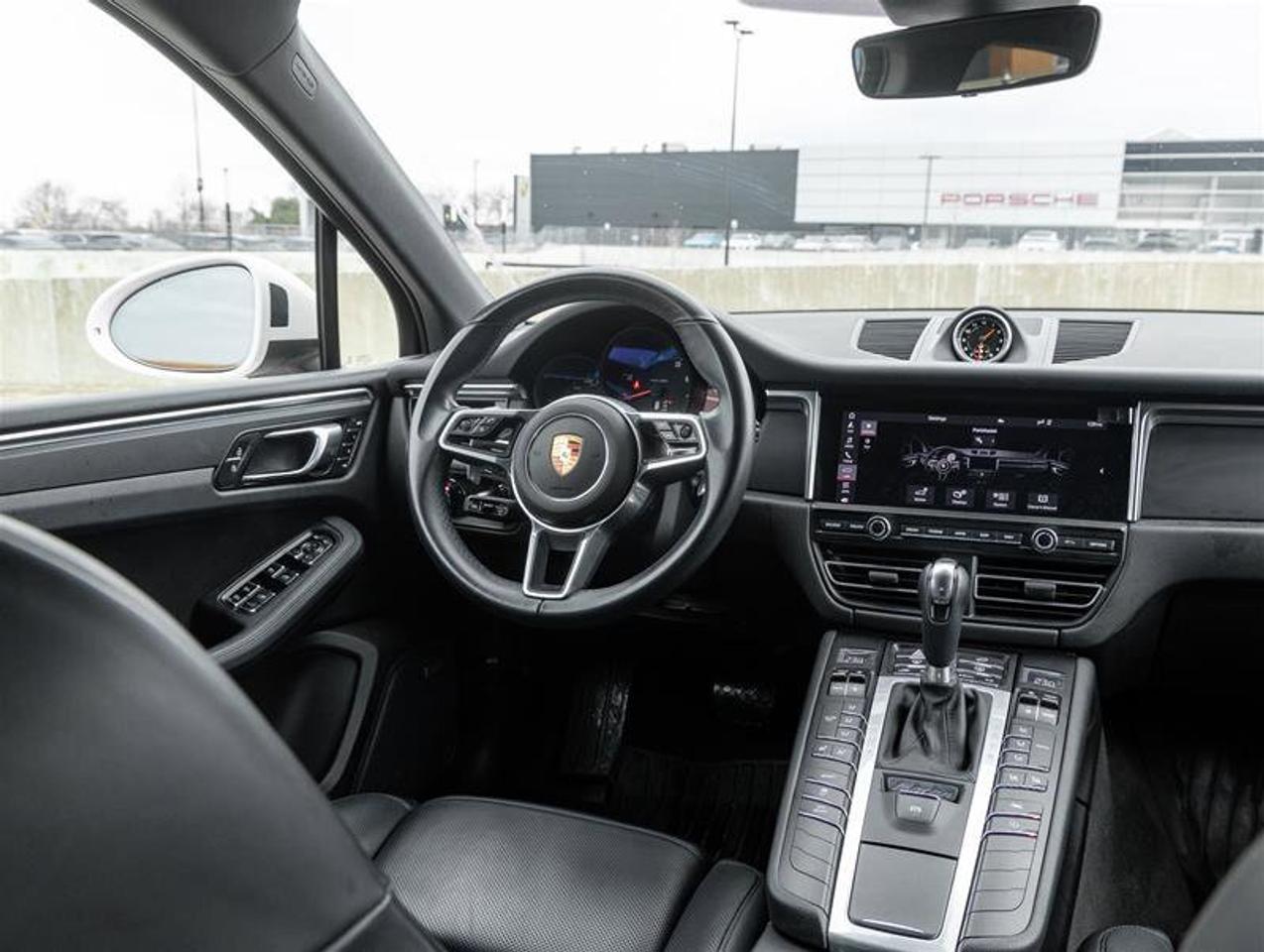 2021 Porsche Macan AWD Existing Warranty Until Oct 2027 Premium Plus Photo
