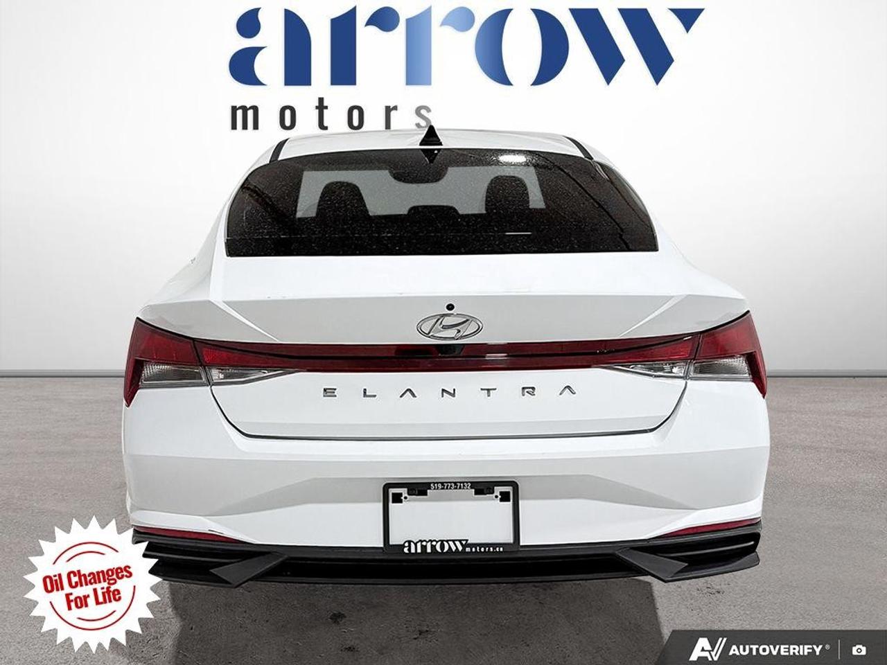 2022 Hyundai Elantra Preferred IVT w/Sun & Tech Package Photo