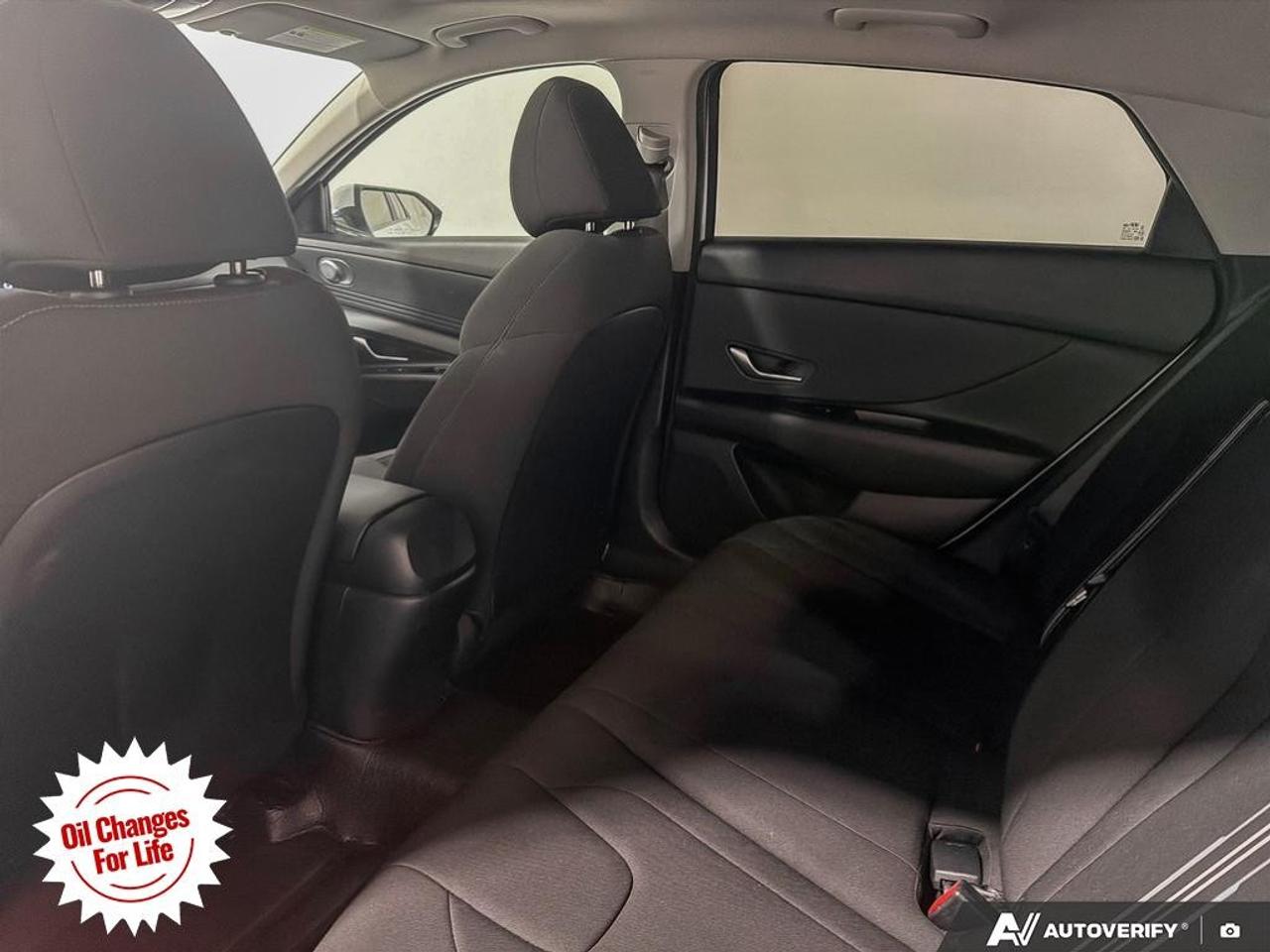 2022 Hyundai Elantra Preferred IVT w/Sun & Tech Package Photo