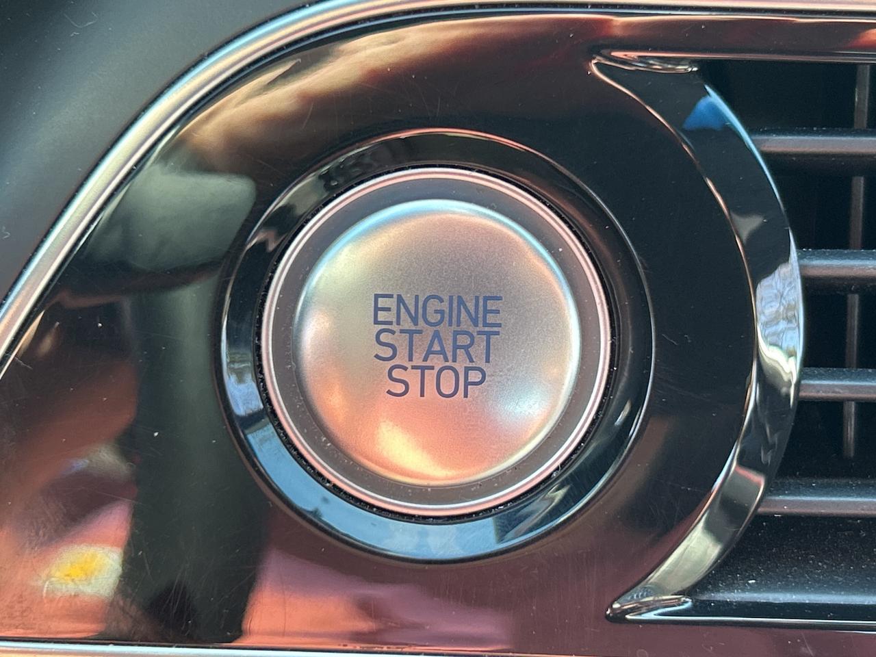 2020 Genesis G70 3.3T SPORT, ADAPTIVE CRUISE, VENTED SEATS,HEADS UP Photo