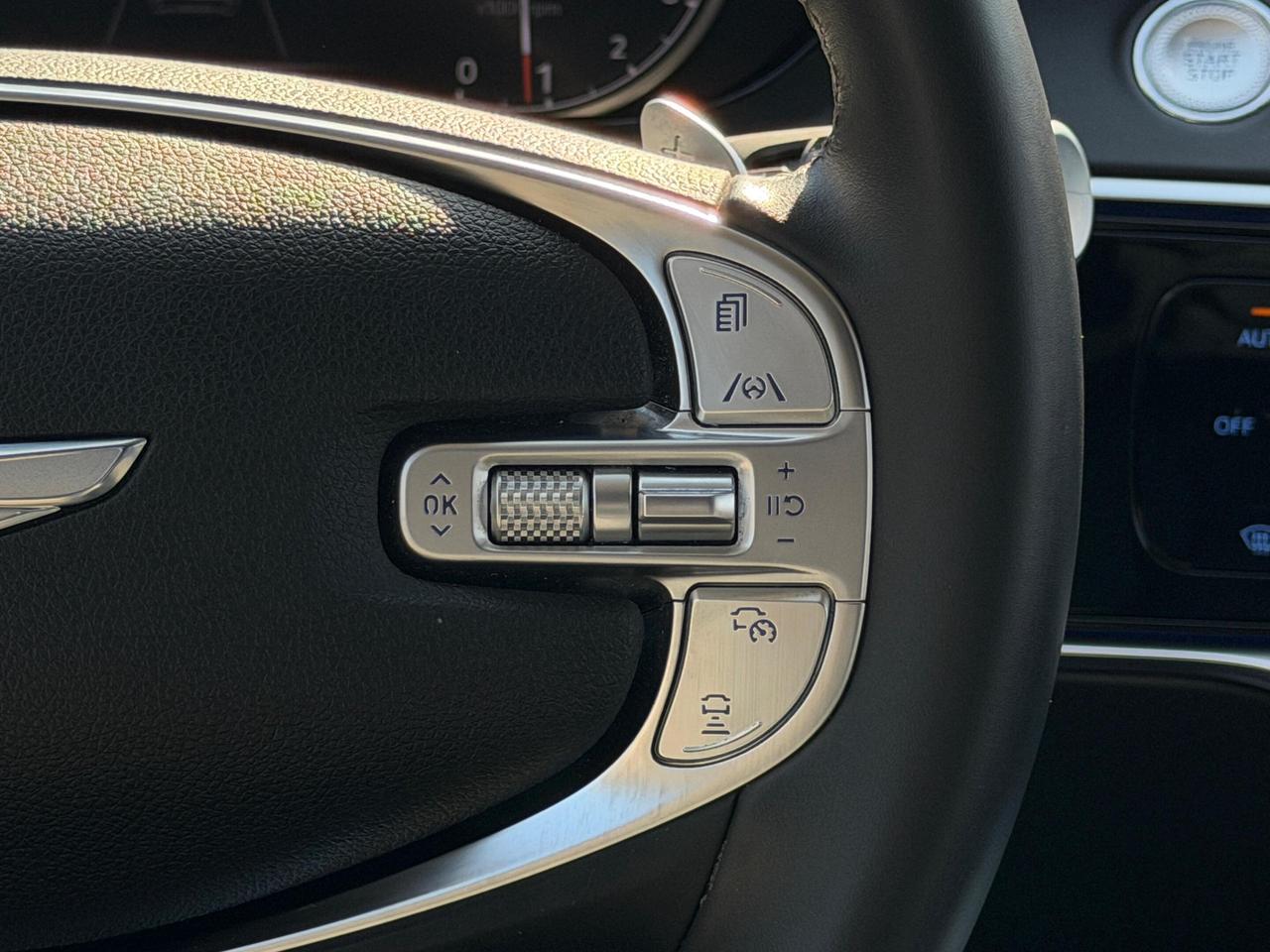 2025 Genesis GV70 2.5T ADVANCED PLUS, HEADS UP DISPLAY, 360 CAM Photo