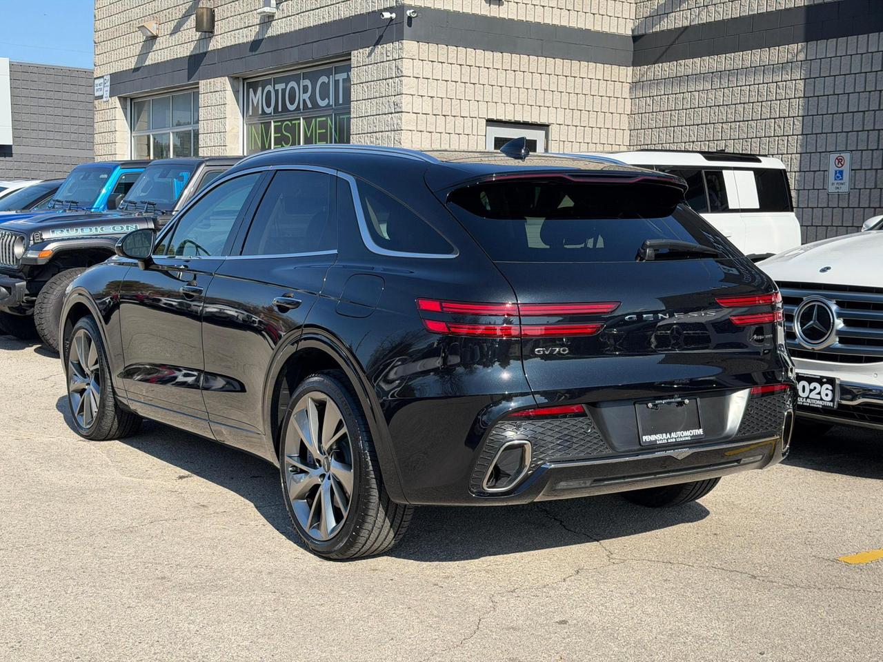 2025 Genesis GV70 2.5T ADVANCED PLUS, HEADS UP DISPLAY, 360 CAM Photo