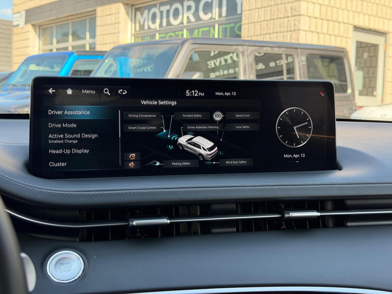 2025 Genesis GV70 2.5T ADVANCED PLUS, HEADS UP DISPLAY, 360 CAM Photo