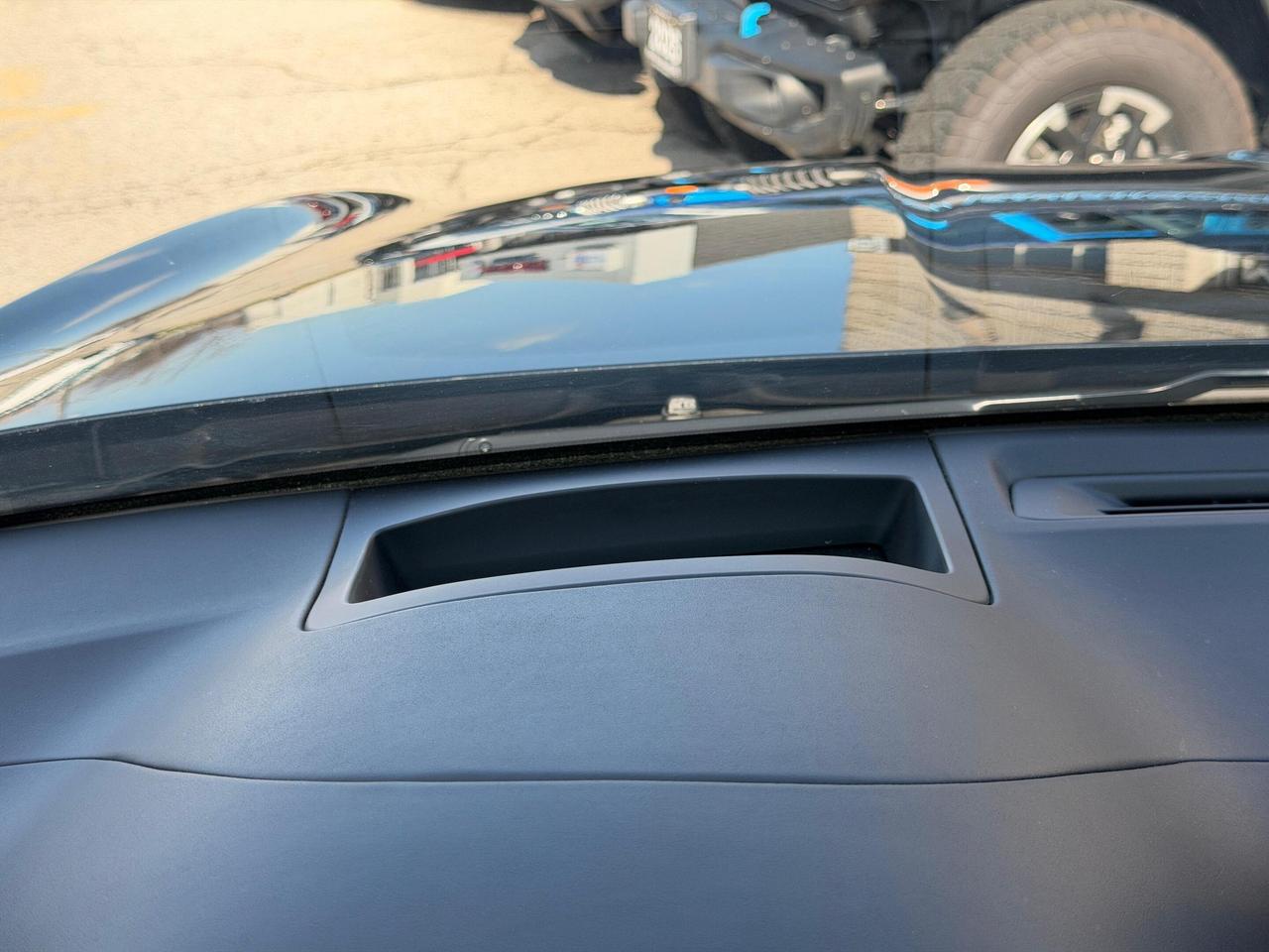 2025 Genesis GV70 2.5T ADVANCED PLUS, HEADS UP DISPLAY, 360 CAM Photo