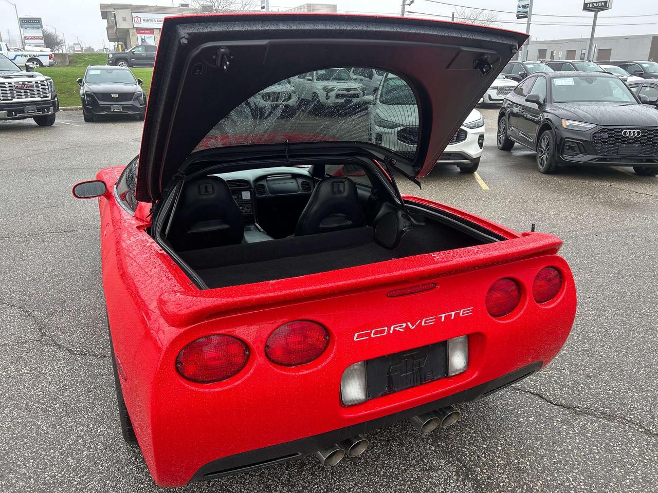 2001 Chevrolet Corvette LS1 Photo