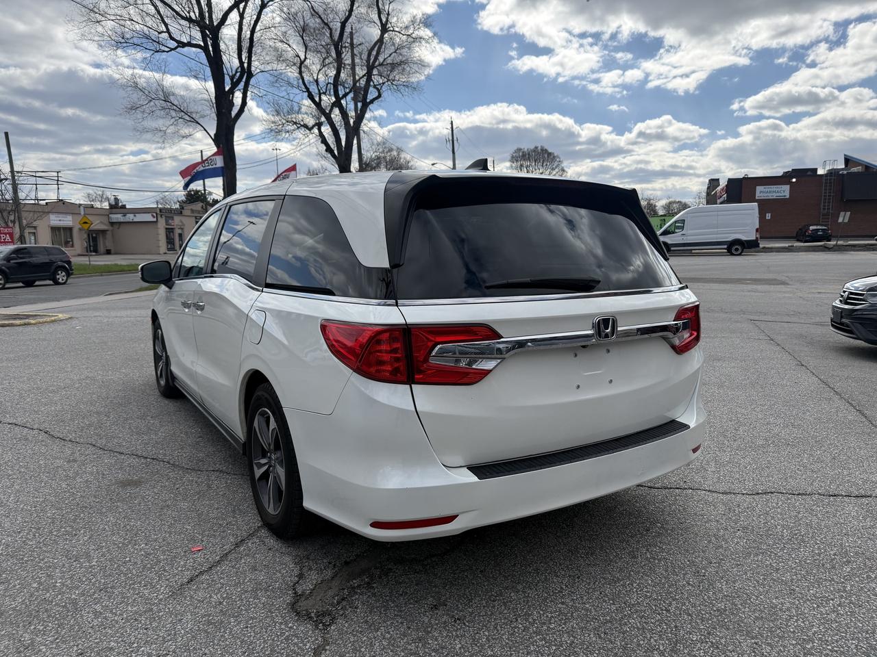 2018 Honda Odyssey EX l Auto l FWD l 3.5L l 6Cyl l ECO l 7 Passenger Photo
