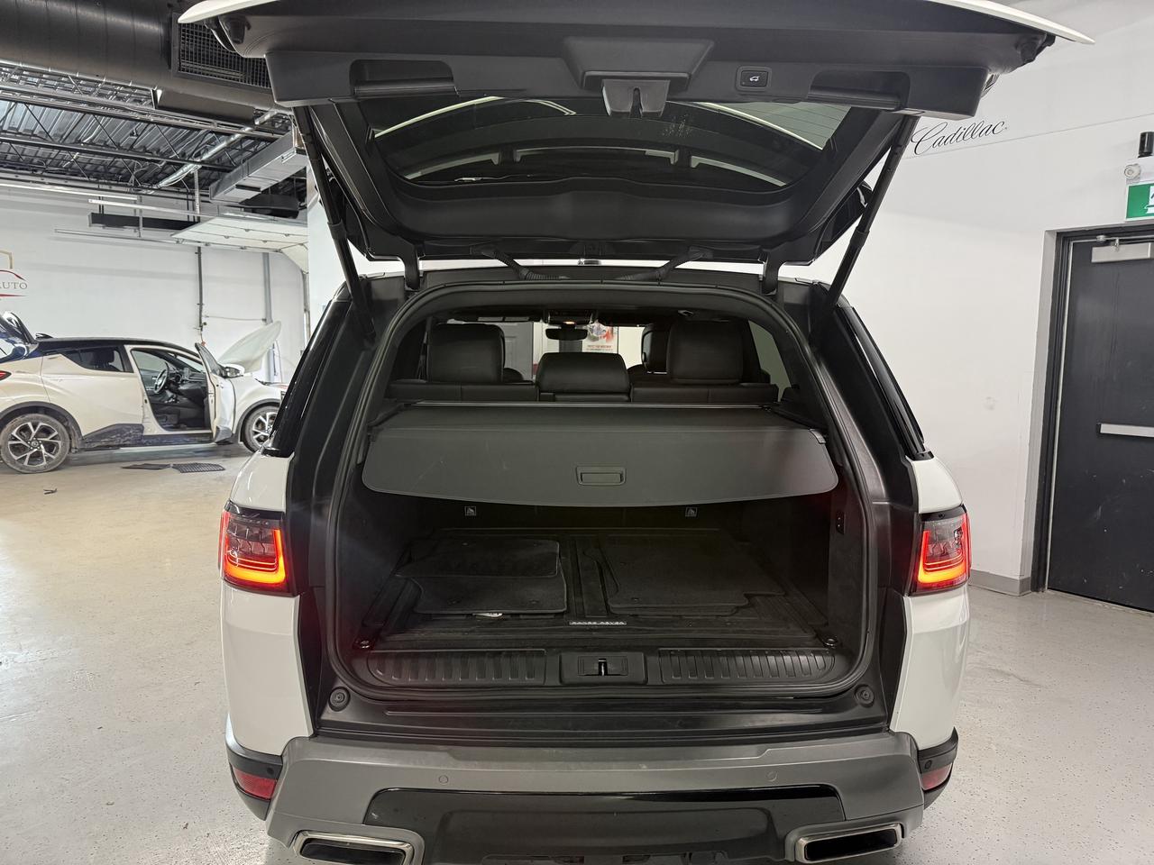 2021 Land Rover Range Rover Sport No Accidents l TD6 l SE l 3.0L l 6Cyl l AWD l TAG Photo