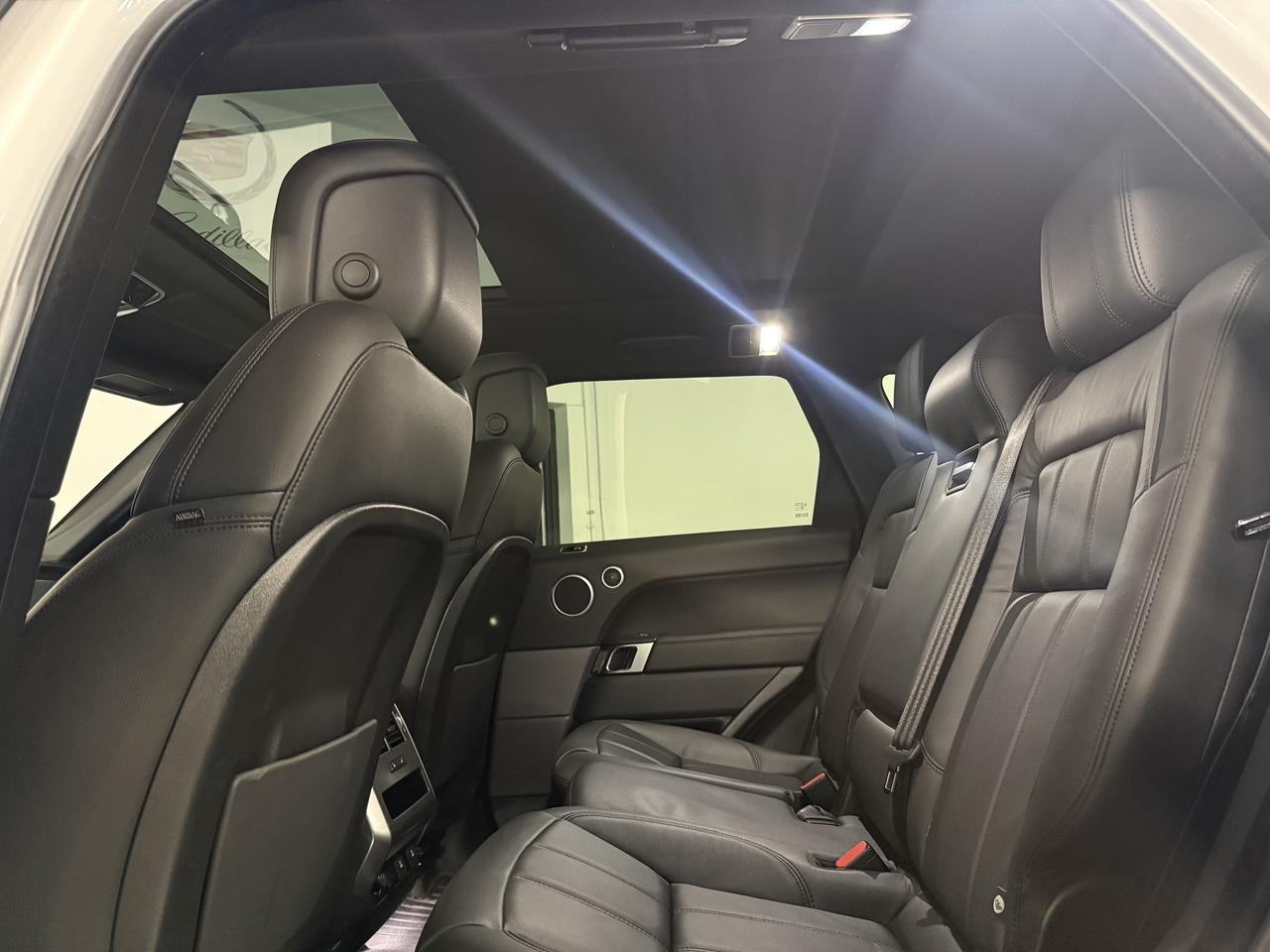 2021 Land Rover Range Rover Sport No Accidents l TD6 l SE l 3.0L l 6Cyl l AWD l TAG Photo
