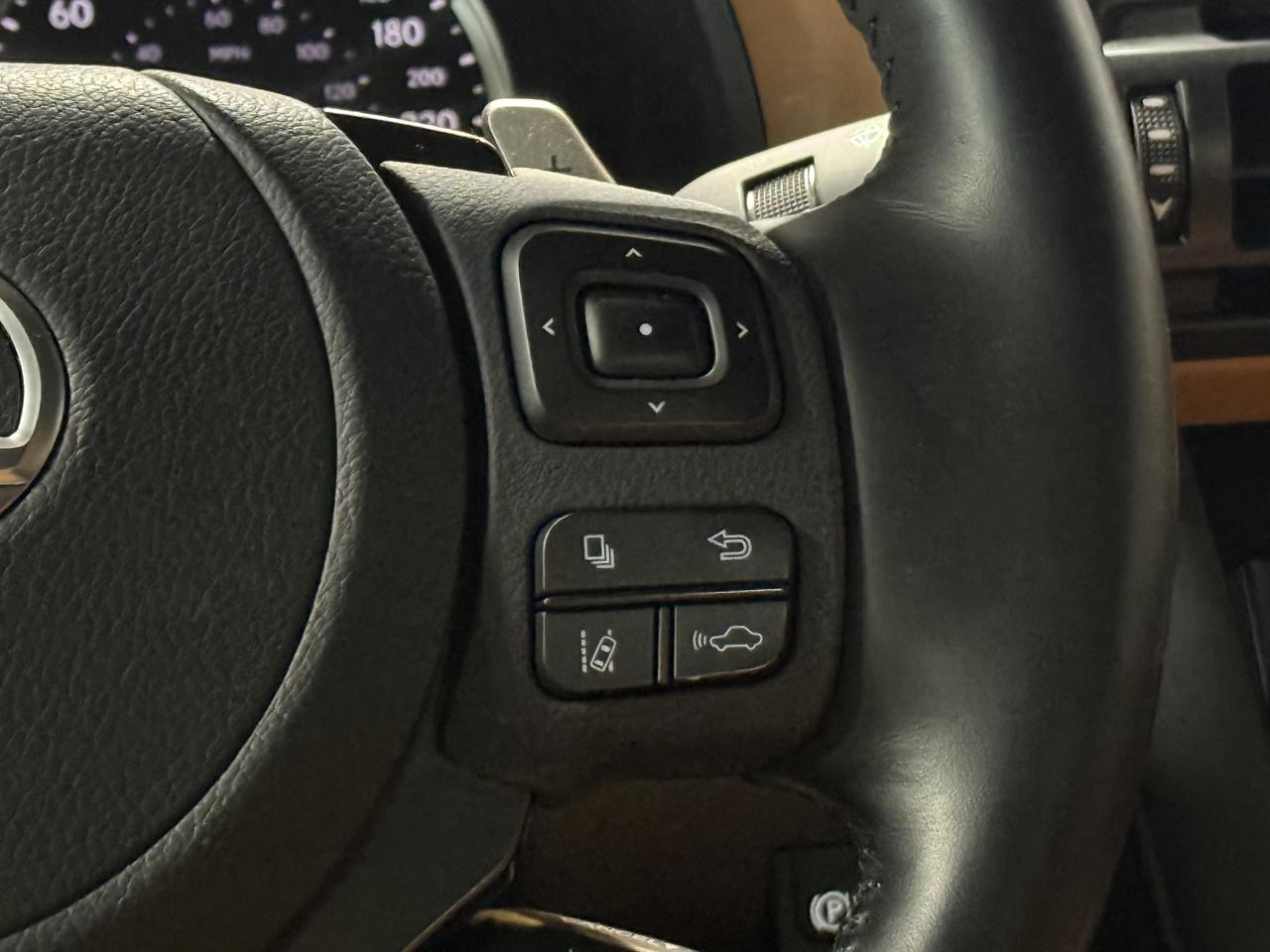 2024 Lexus IS No Accidents l IS300 l AWD l Lexus Warranty l V6 Photo
