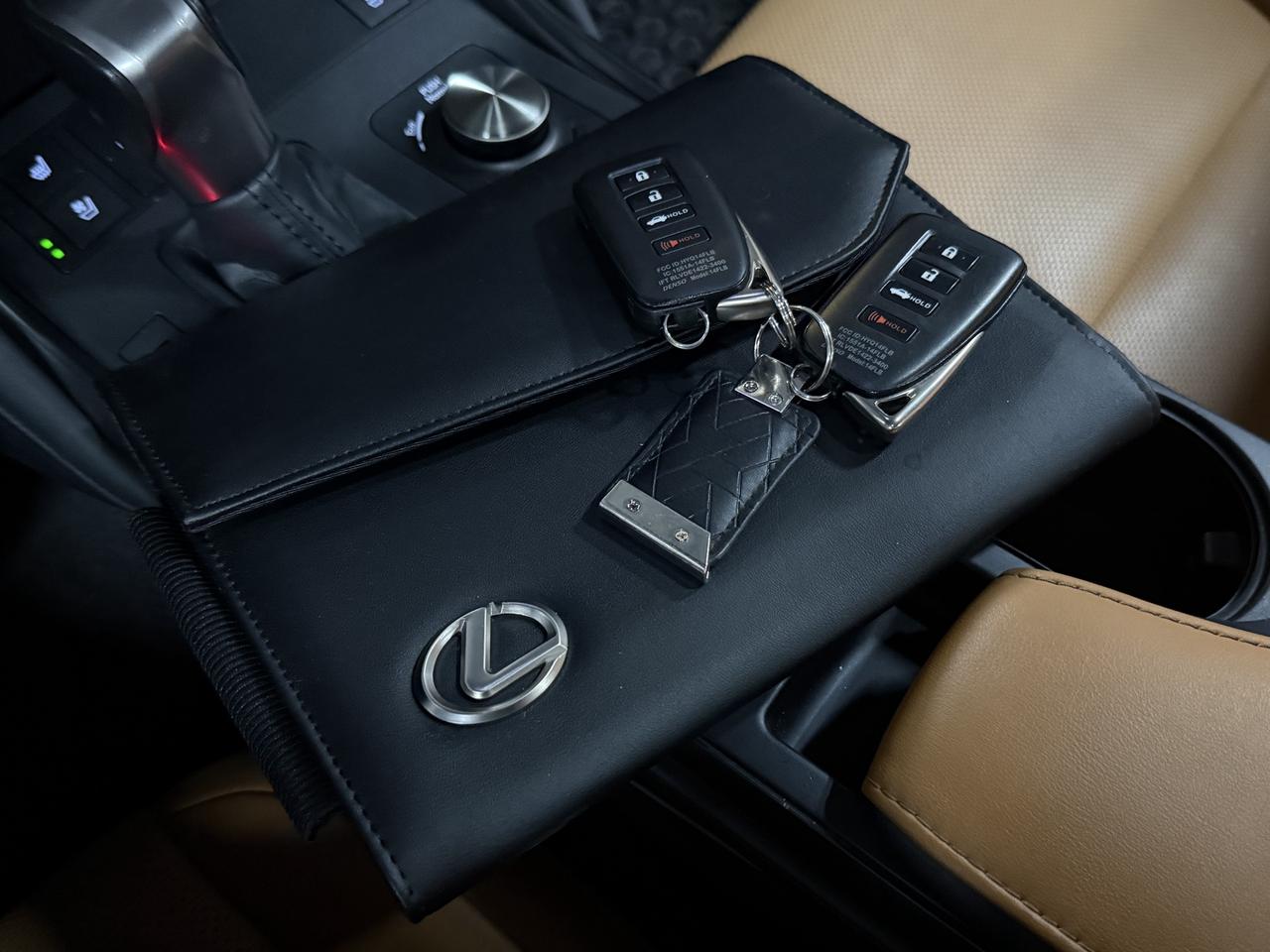 2024 Lexus IS No Accidents l IS300 l AWD l Lexus Warranty l V6 Photo