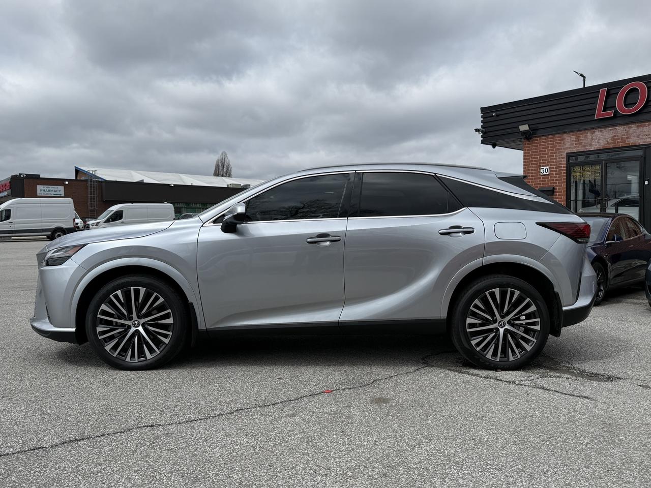 2024 Lexus RX Navigation   Luxury l Lexus Warranty l Hybrid l Photo3