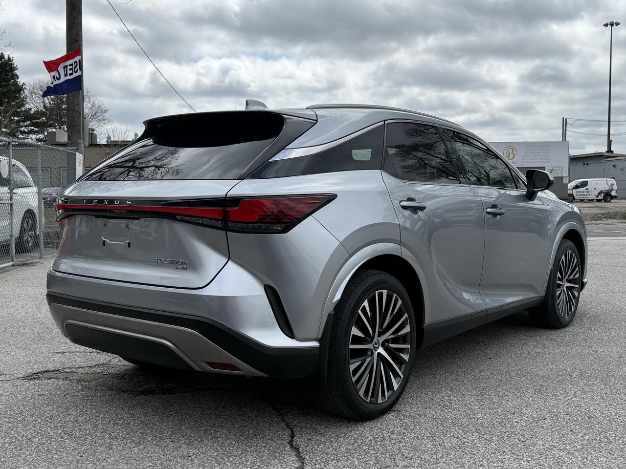 2024 Lexus RX Navigation   Luxury l Lexus Warranty l Hybrid l Photo