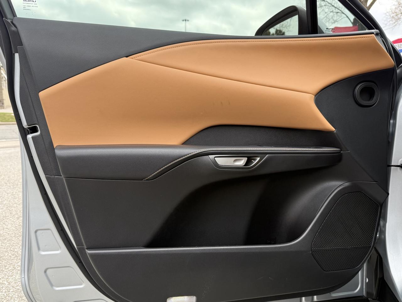 2024 Lexus RX Navigation   Luxury l Lexus Warranty l Hybrid l Photo