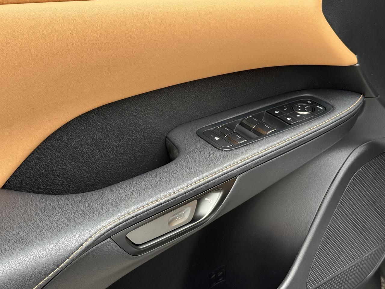 2024 Lexus RX Navigation   Luxury l Lexus Warranty l Hybrid l Photo