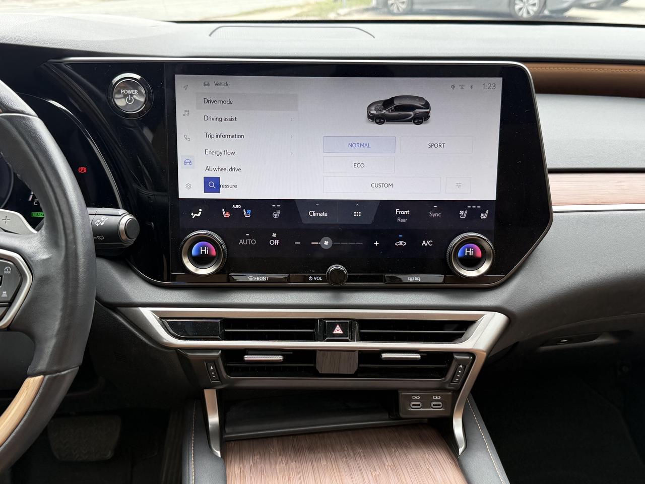 2024 Lexus RX Navigation   Luxury l Lexus Warranty l Hybrid l Photo