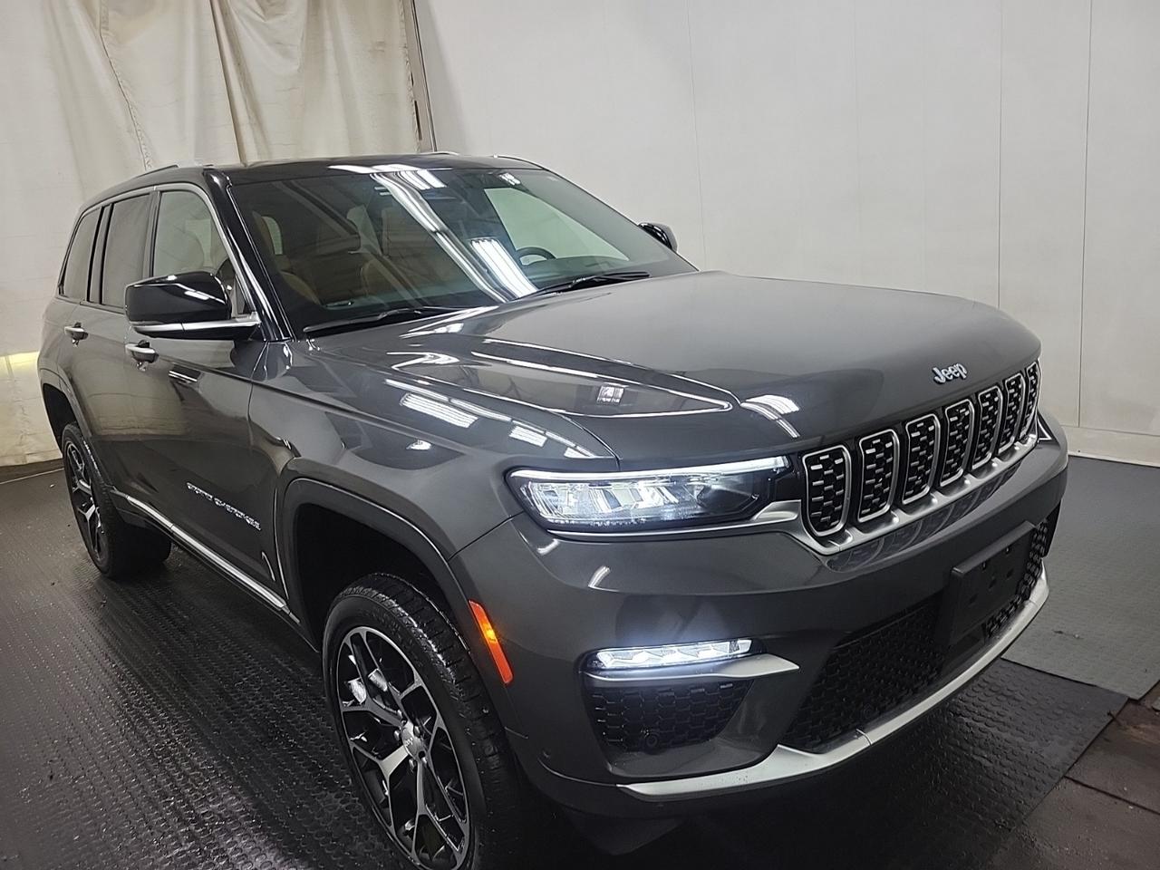 2022 Jeep Grand Cherokee 4xe No Accidents l Summit Reserve l 4x4E l Hybrid l Photo