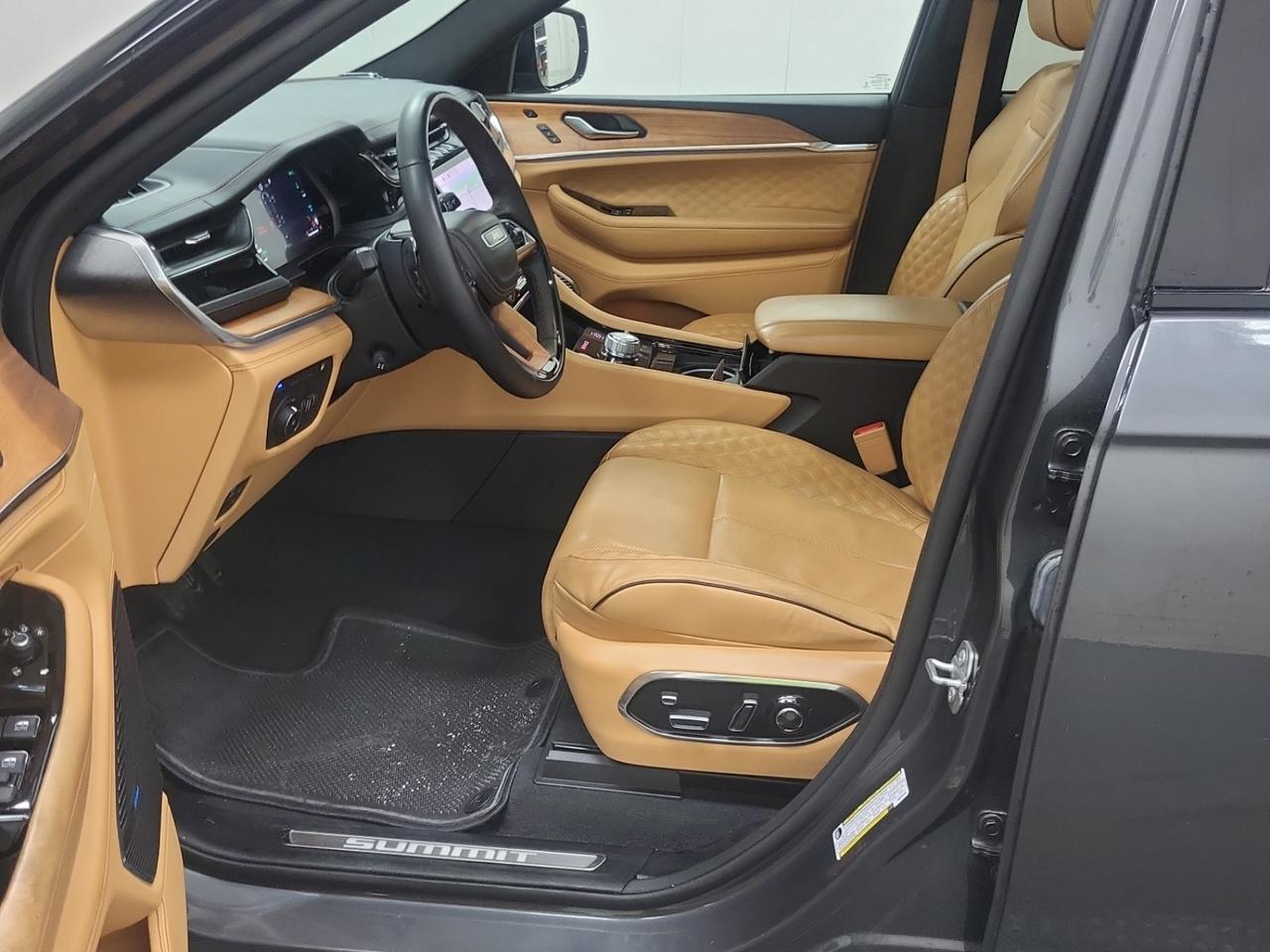 2022 Jeep Grand Cherokee 4xe No Accidents l Summit Reserve l 4x4E l Hybrid l Photo