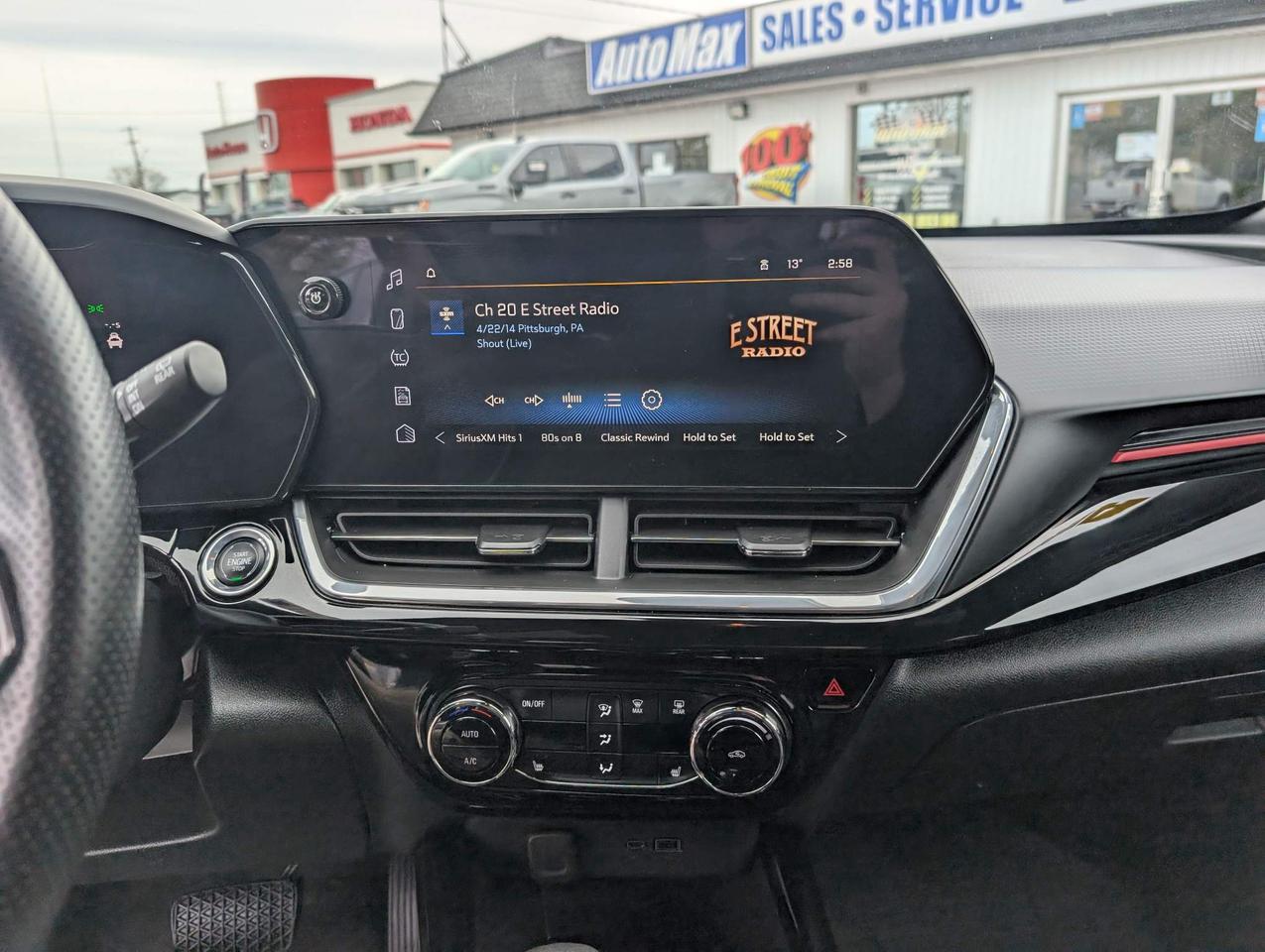 2024 Chevrolet Trax 2RS 4dr Front-Wheel Drive Photo